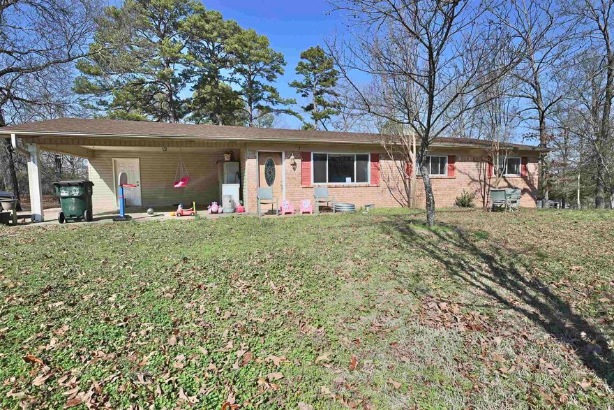 Must Sell! Lake Hamilton School District. All brick 3 bedroom/2 bath home. Priced to move quickly! Selling AS-IS. No disclosures.