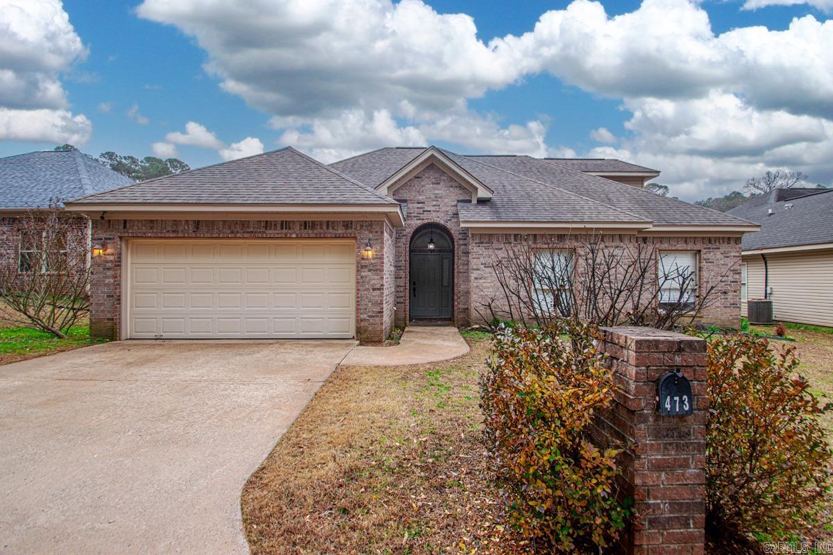 WISTERIA VINEYARD - Residential