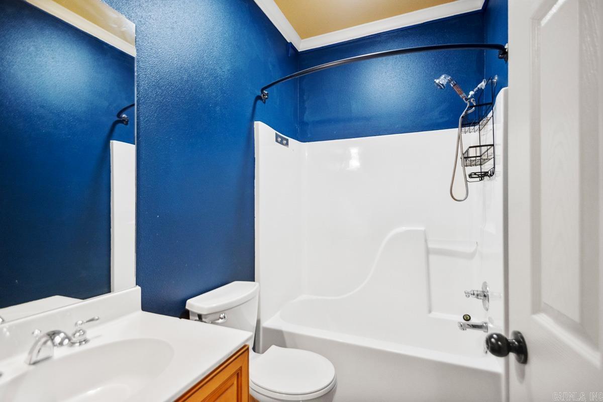 WISTERIA VINEYARD - Residential