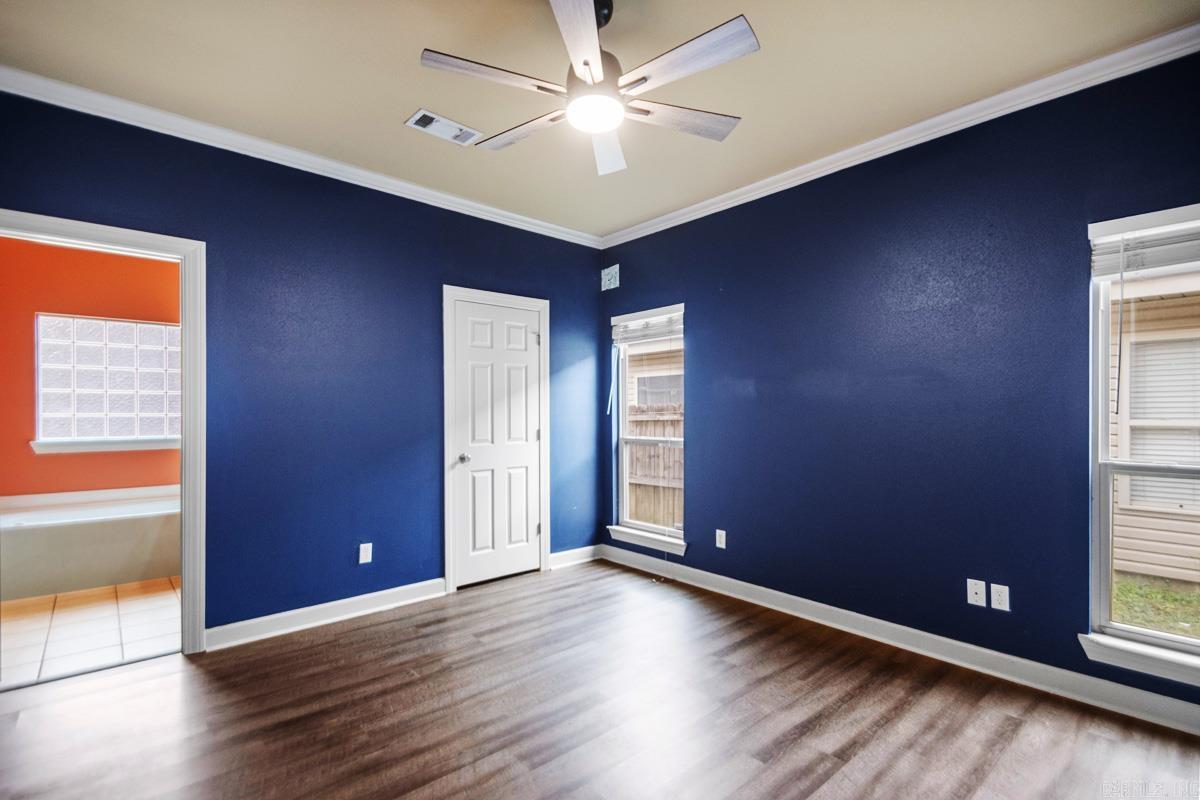 WISTERIA VINEYARD - Residential