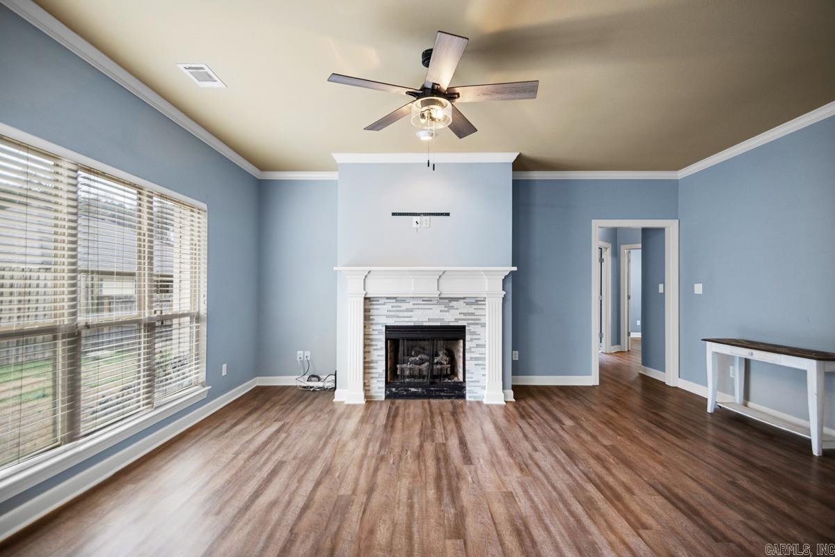 WISTERIA VINEYARD - Residential