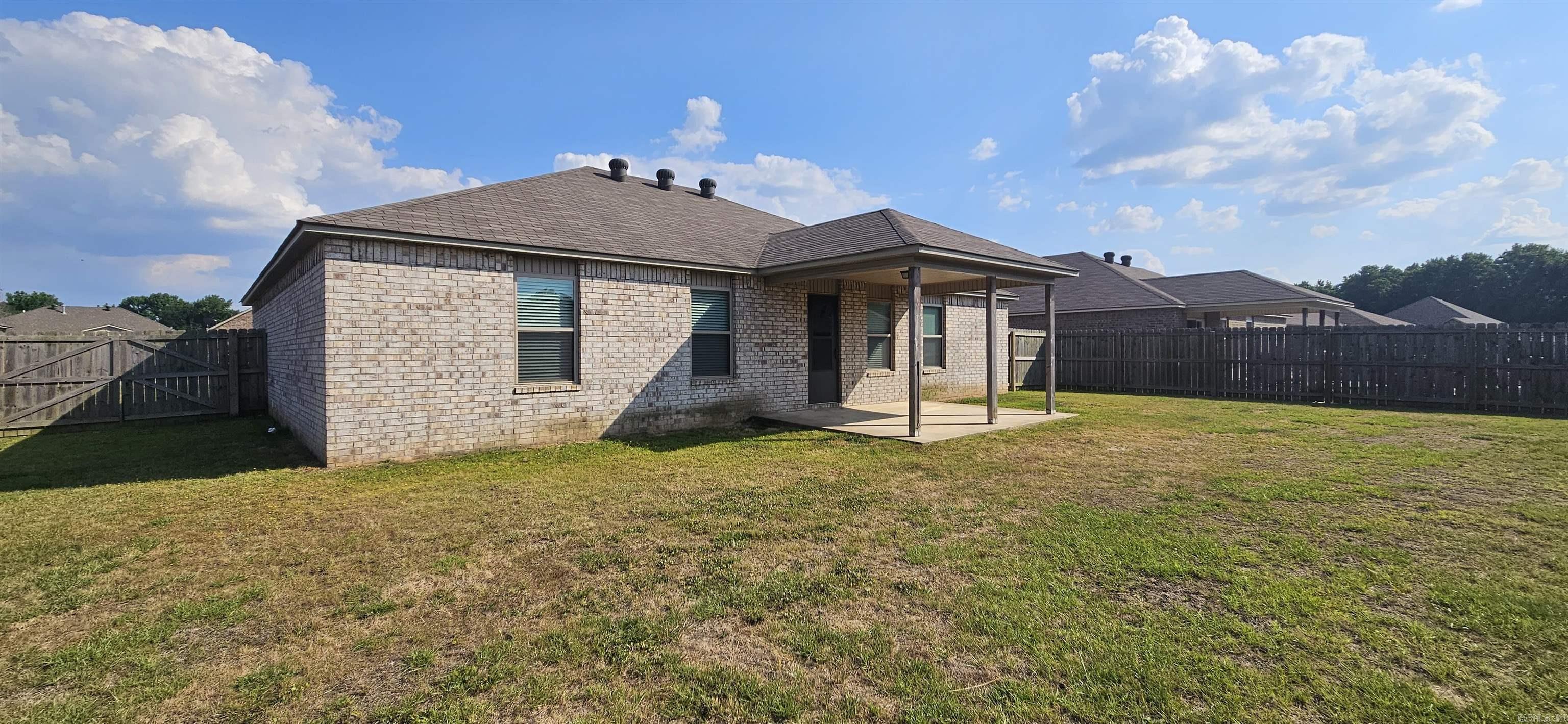 Stonehedge Place II - Residential Lease