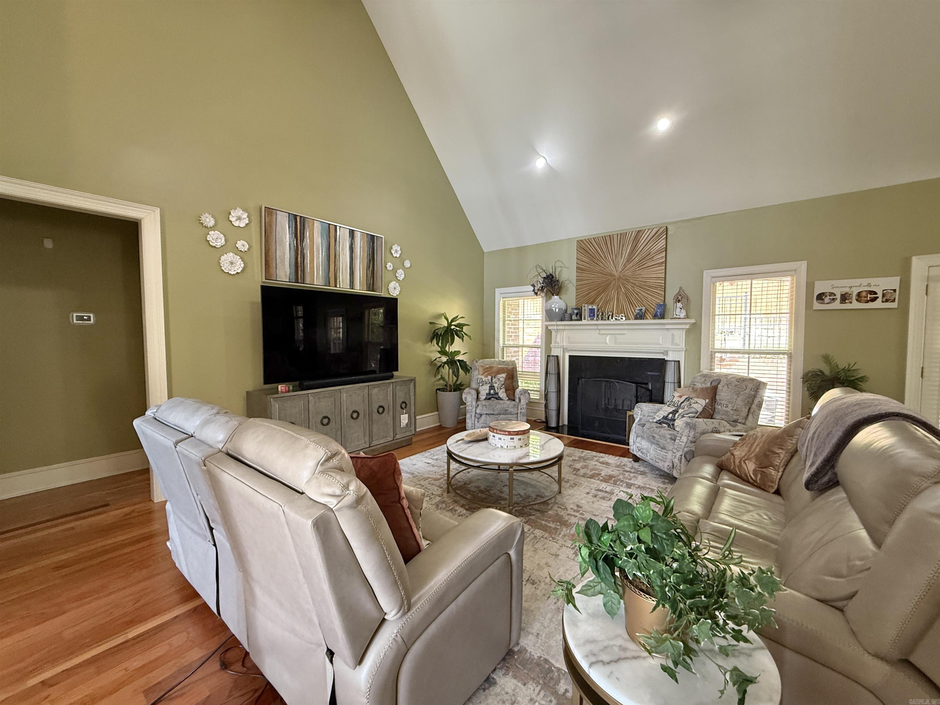 THE VILLAGES OF WELLINGTON - Residential