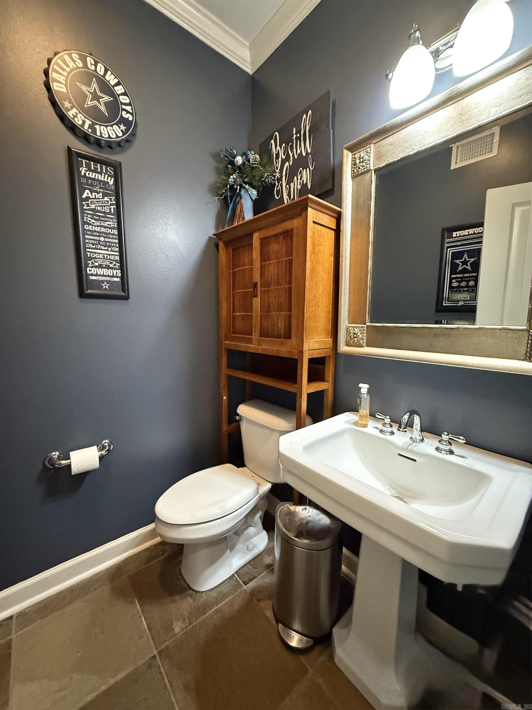 THE VILLAGES OF WELLINGTON - Residential