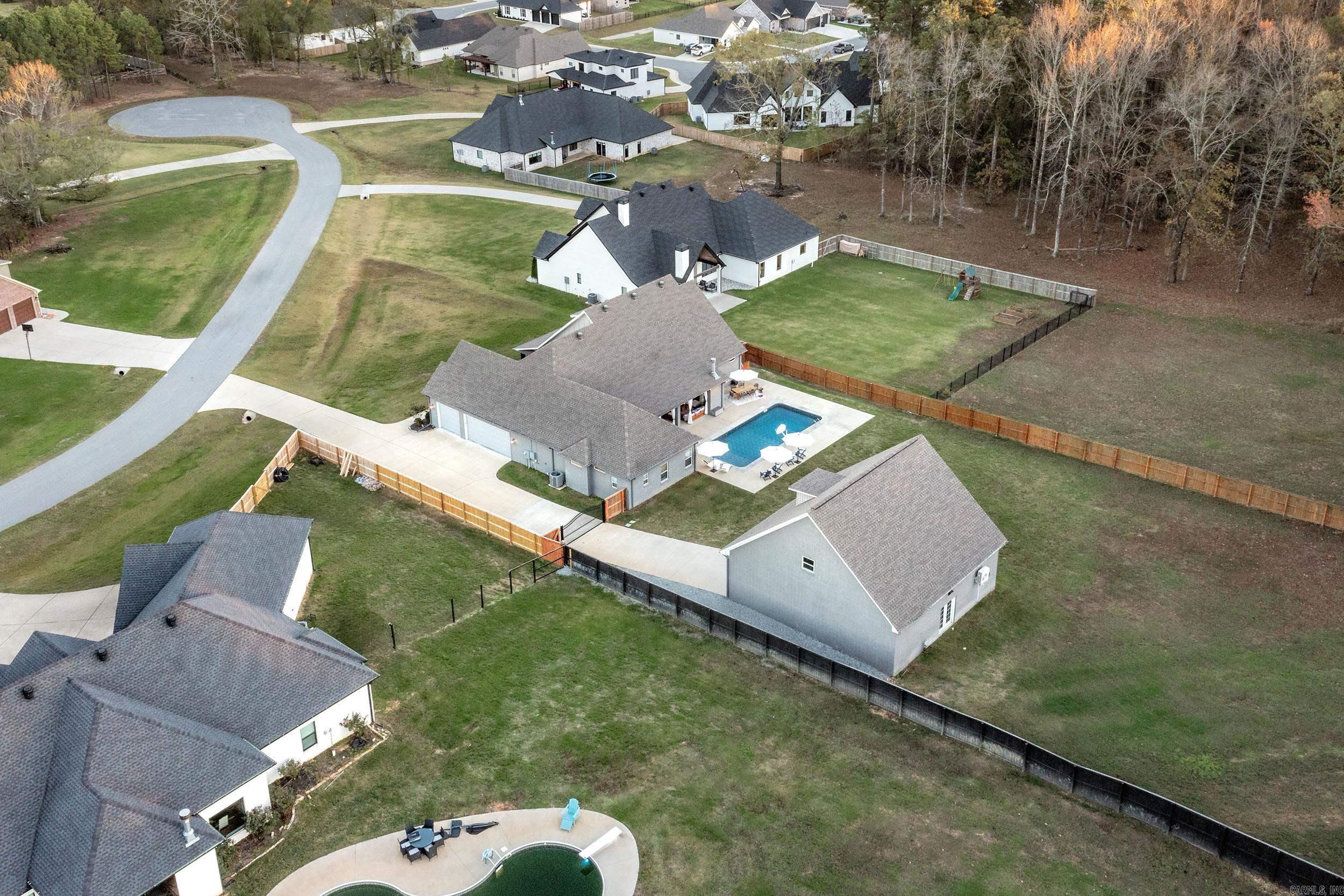 THE VINEYARD - Residential