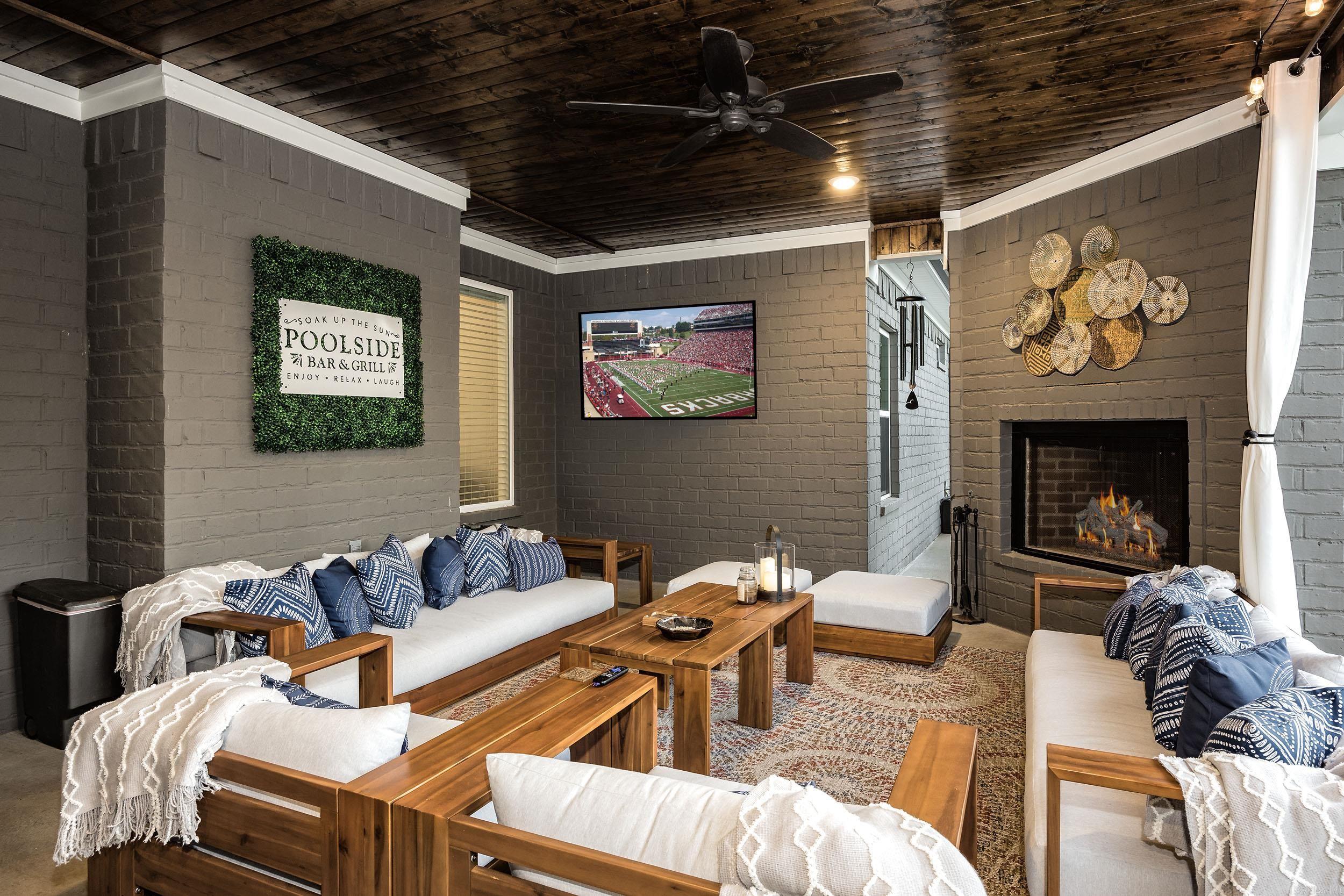 THE VINEYARD - Residential