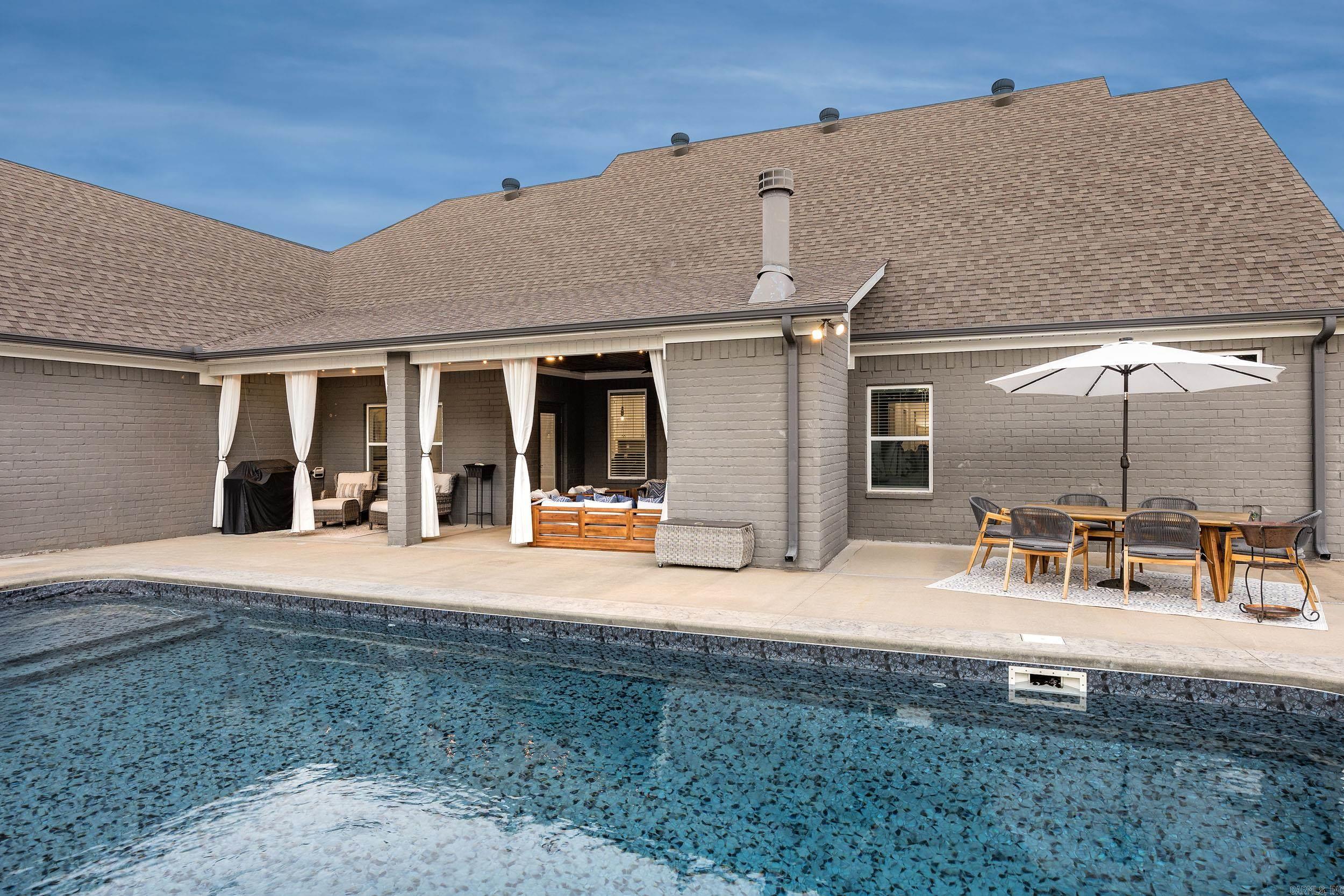 THE VINEYARD - Residential