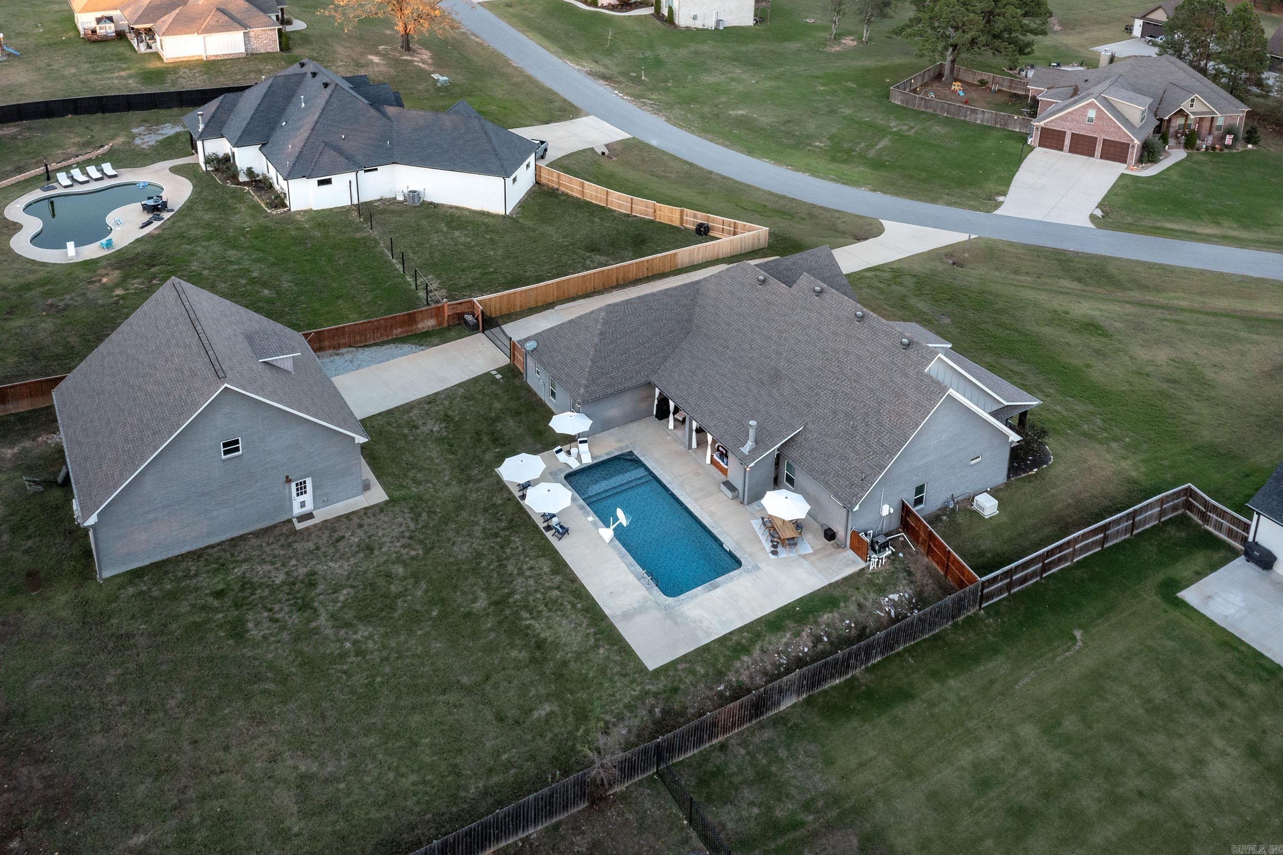 THE VINEYARD - Residential