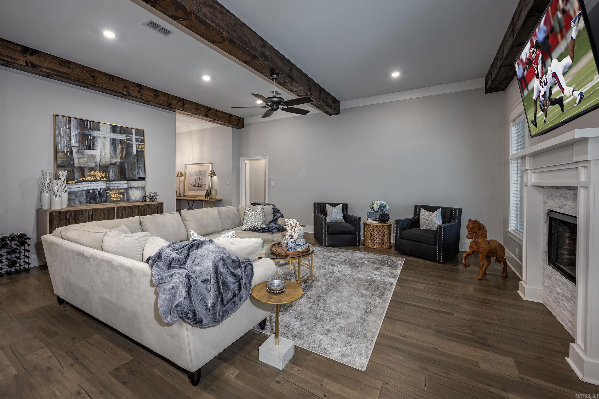 THE VINEYARD - Residential