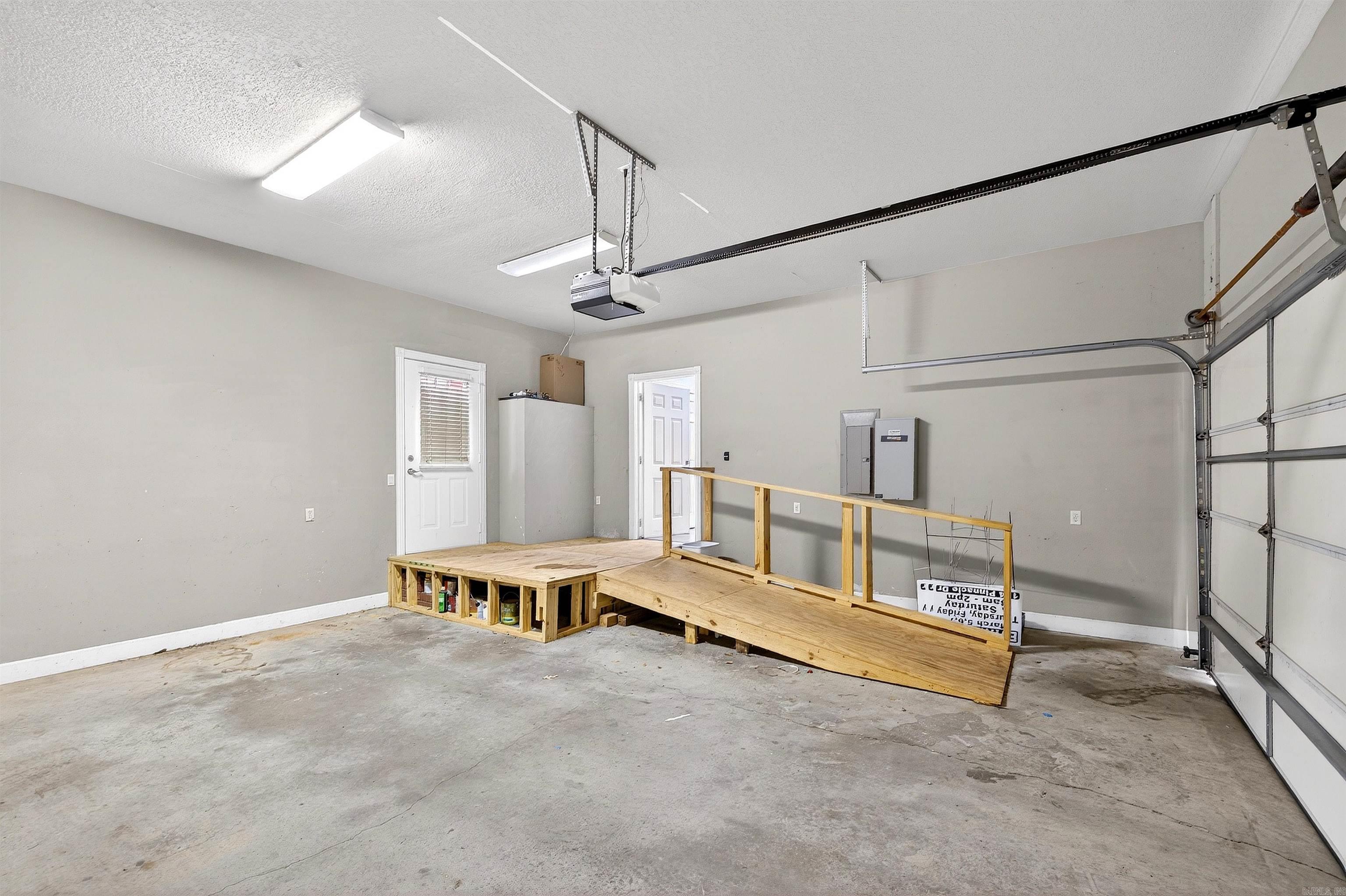 SHADOW RIDGE - Residential