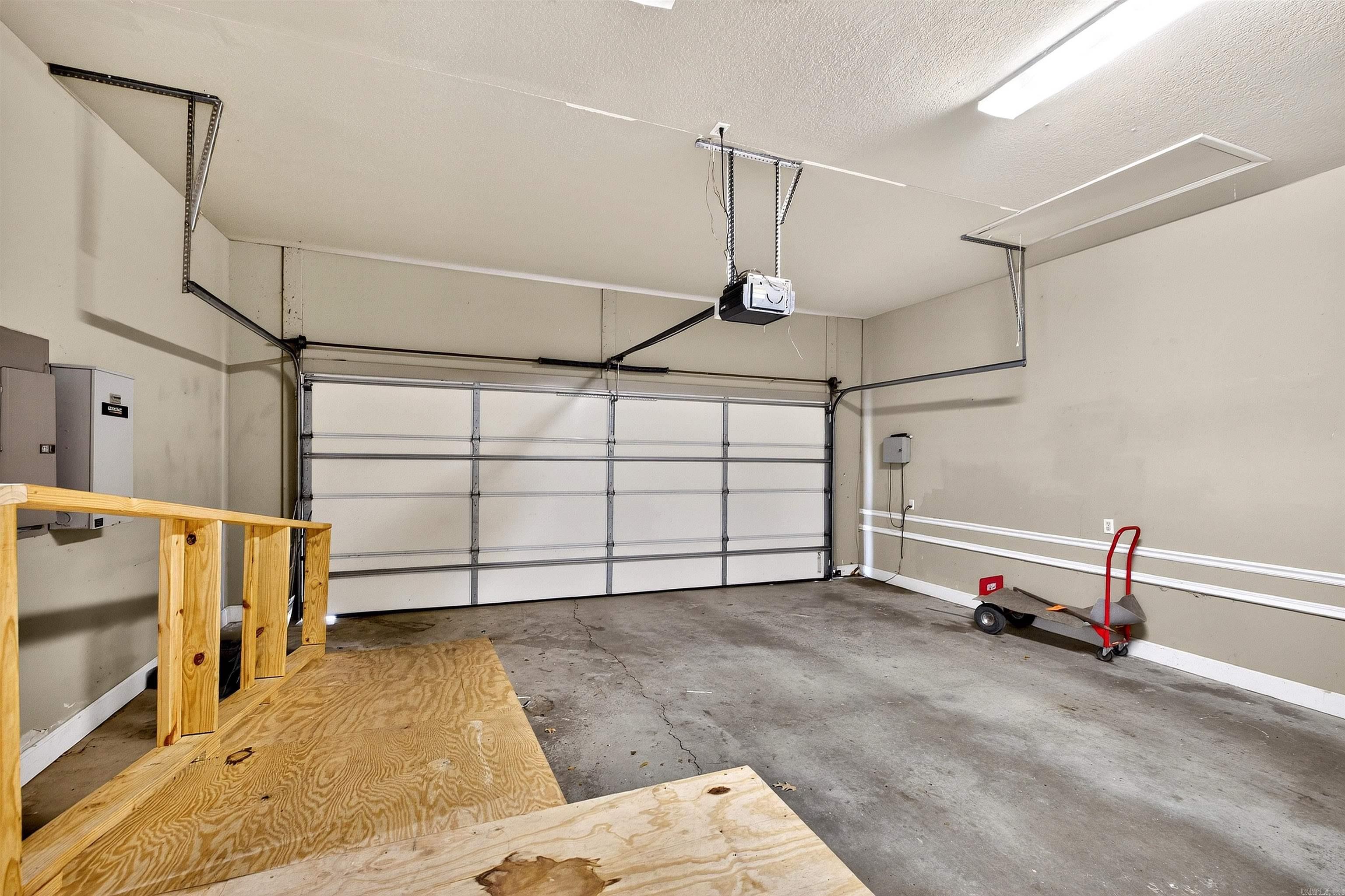 SHADOW RIDGE - Residential