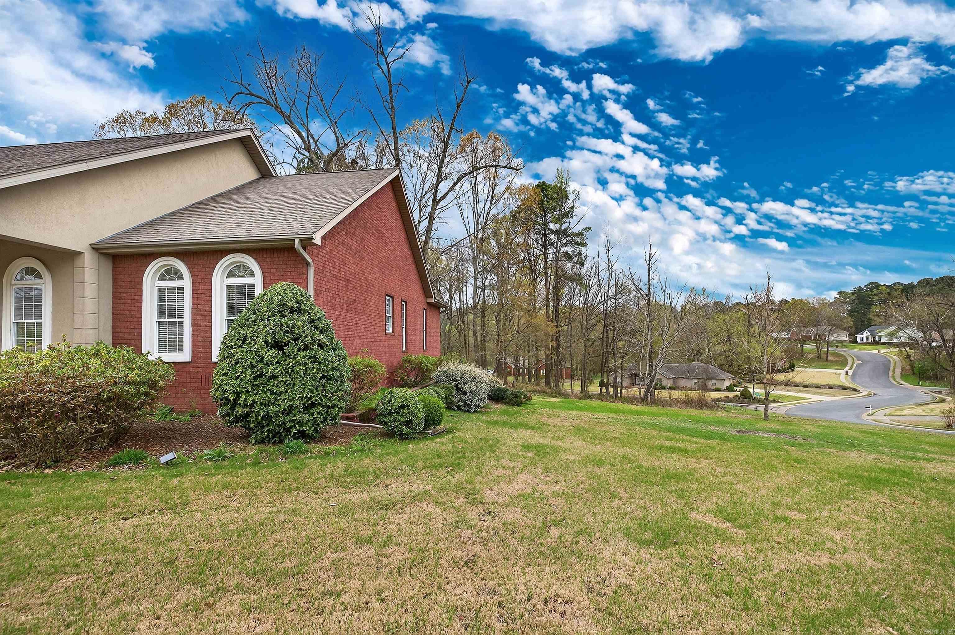 SHADOW RIDGE - Residential