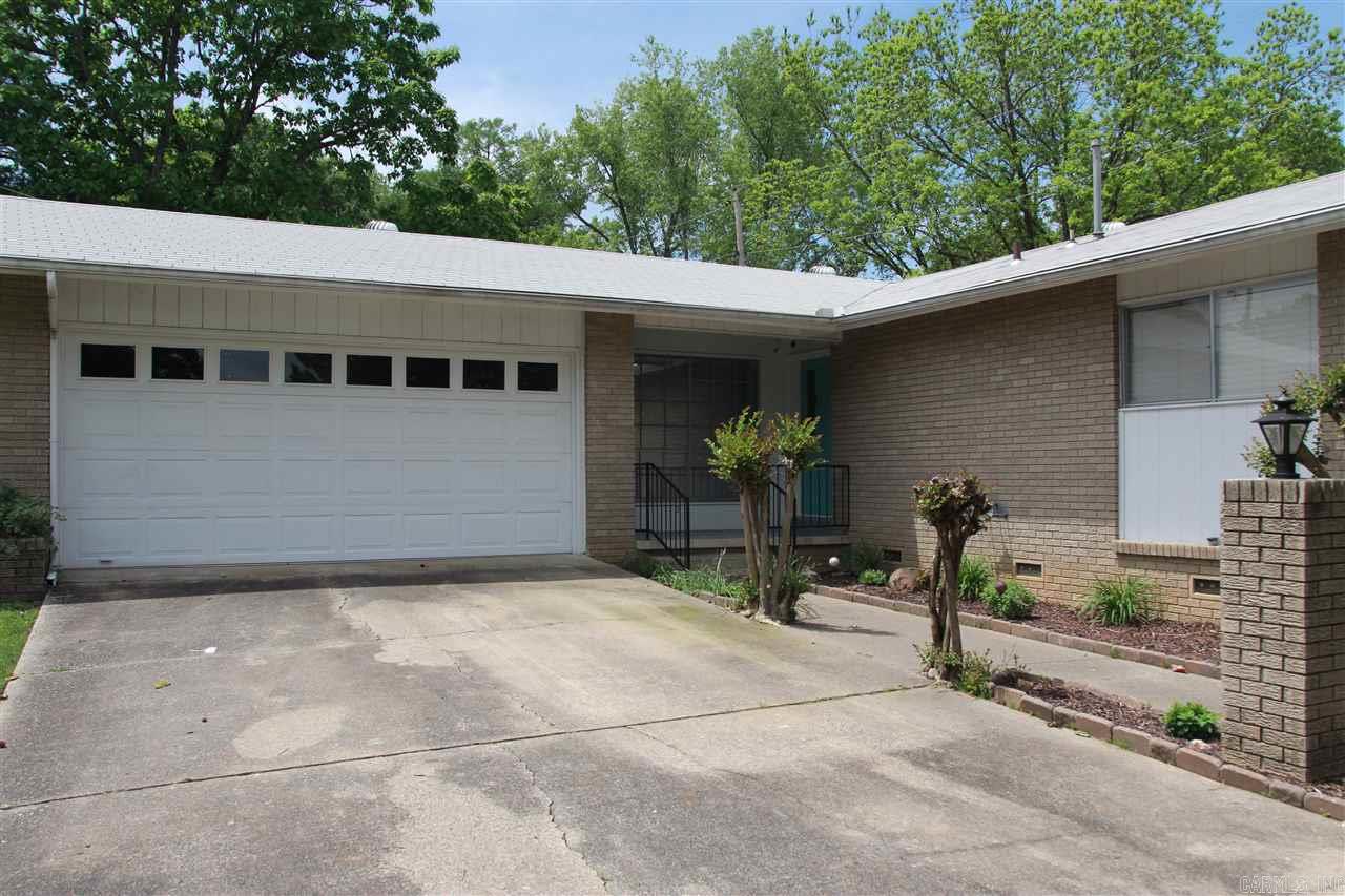 Lessel Estates - Residential Lease