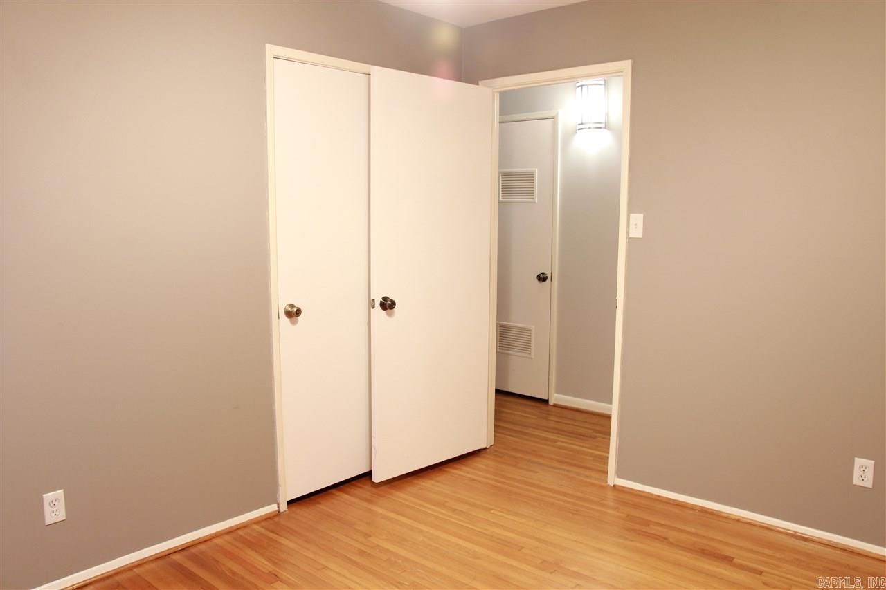 Lessel Estates - Residential Lease