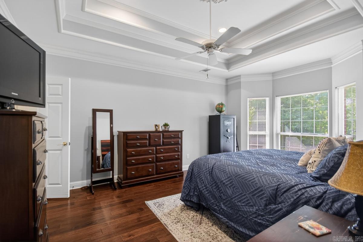 RIVER OAKS POINTE - Residential