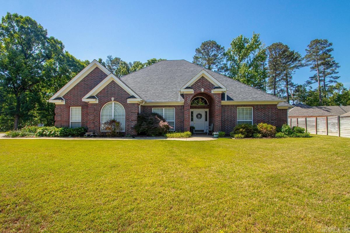 RIVER OAKS POINTE - Residential
