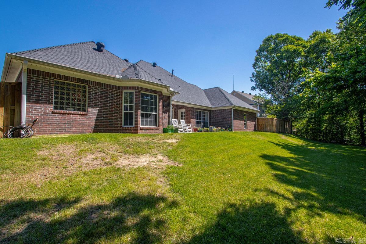 RIVER OAKS POINTE - Residential
