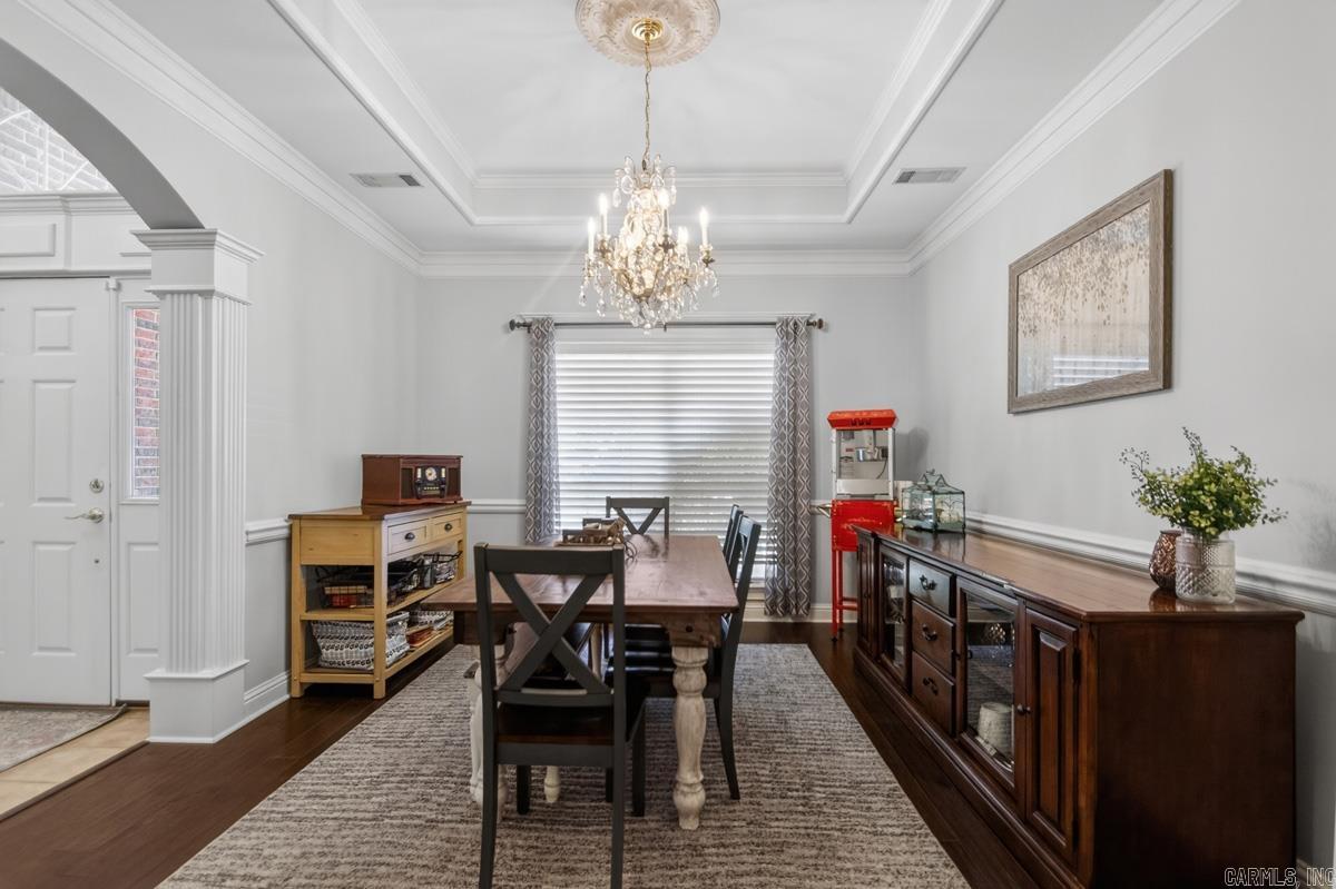 RIVER OAKS POINTE - Residential