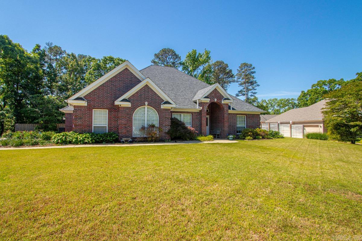 RIVER OAKS POINTE - Residential