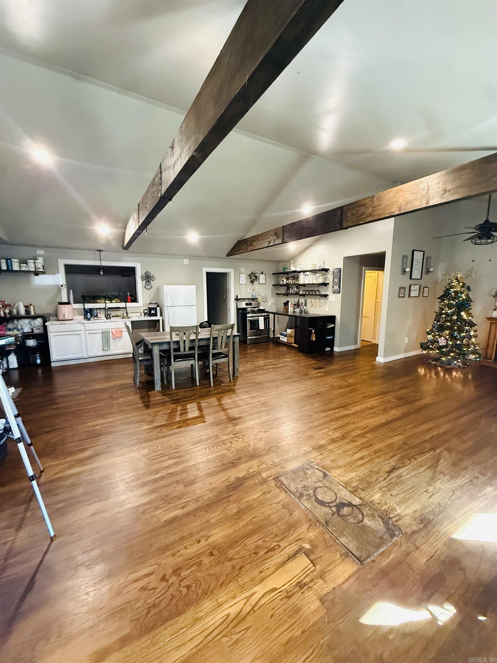 Thompson Heights - Residential