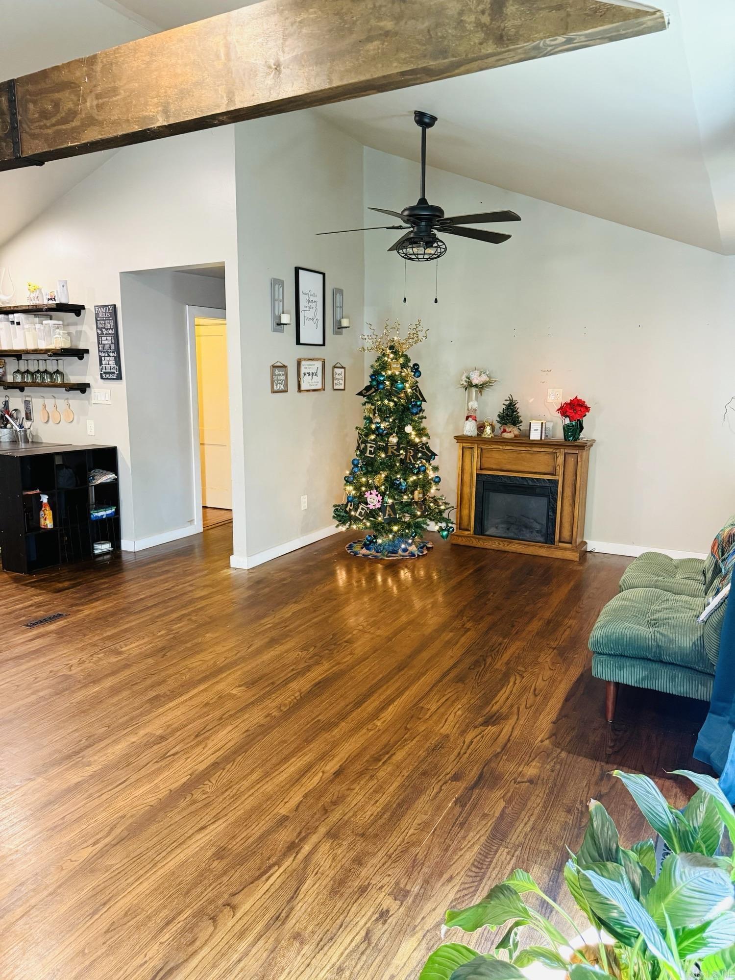 Thompson Heights - Residential