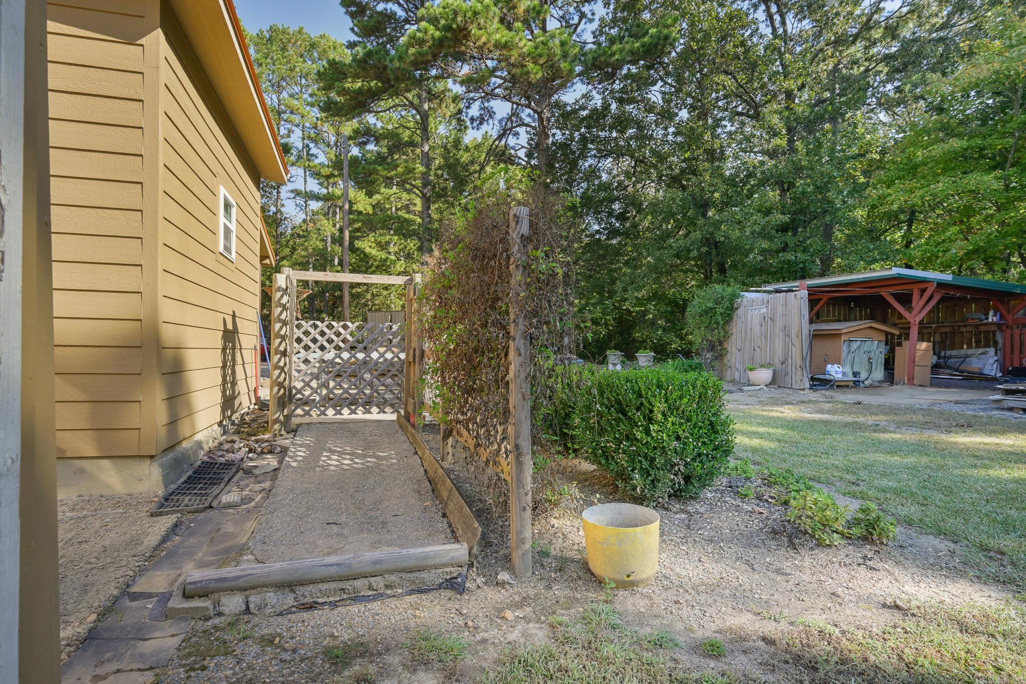 OLD COVE - Residential