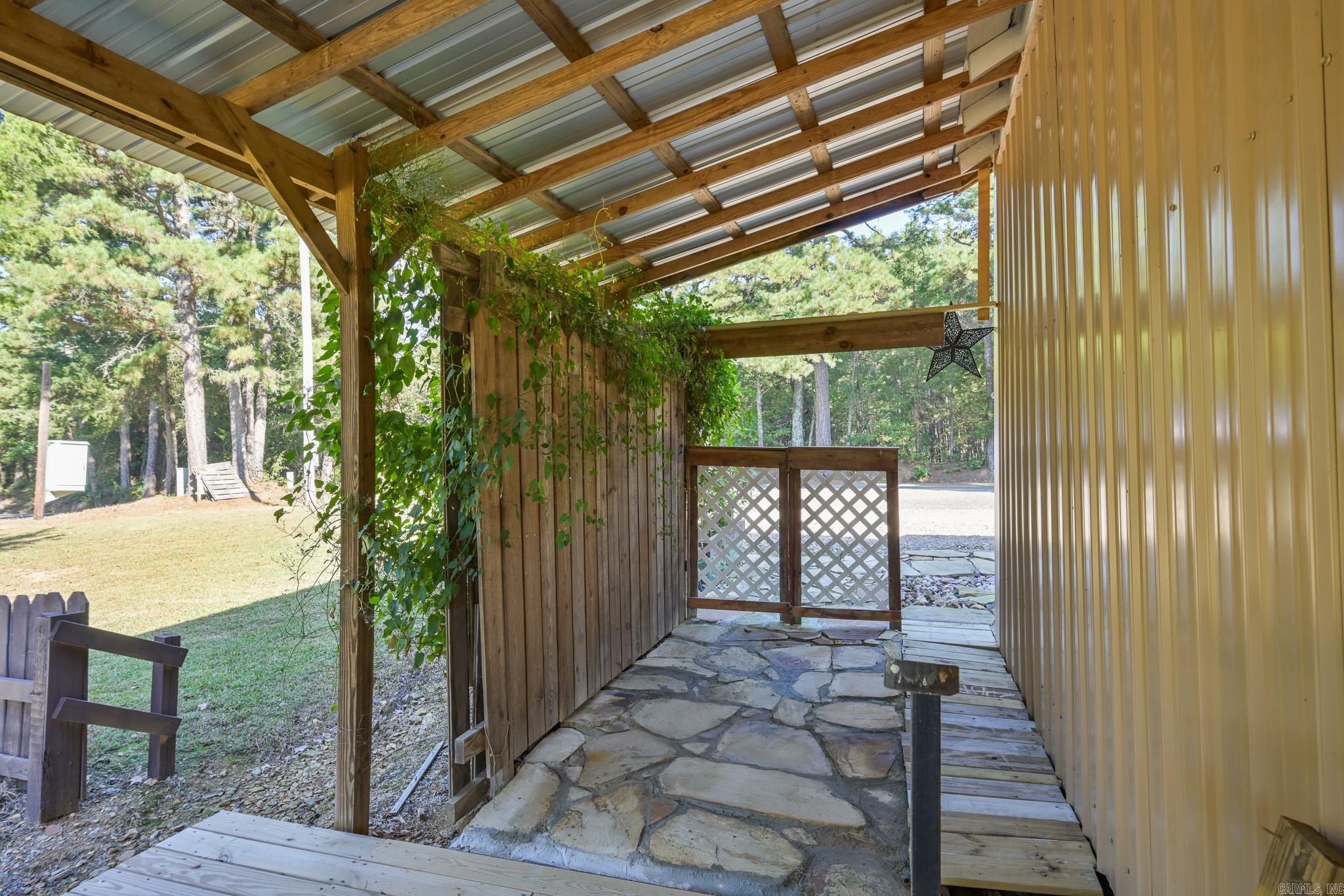 OLD COVE - Residential