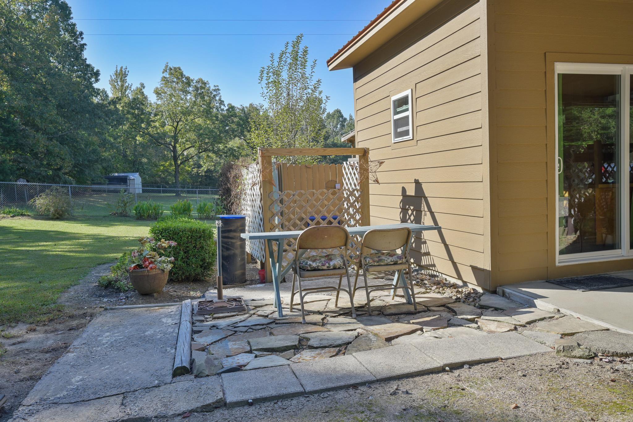 OLD COVE - Residential