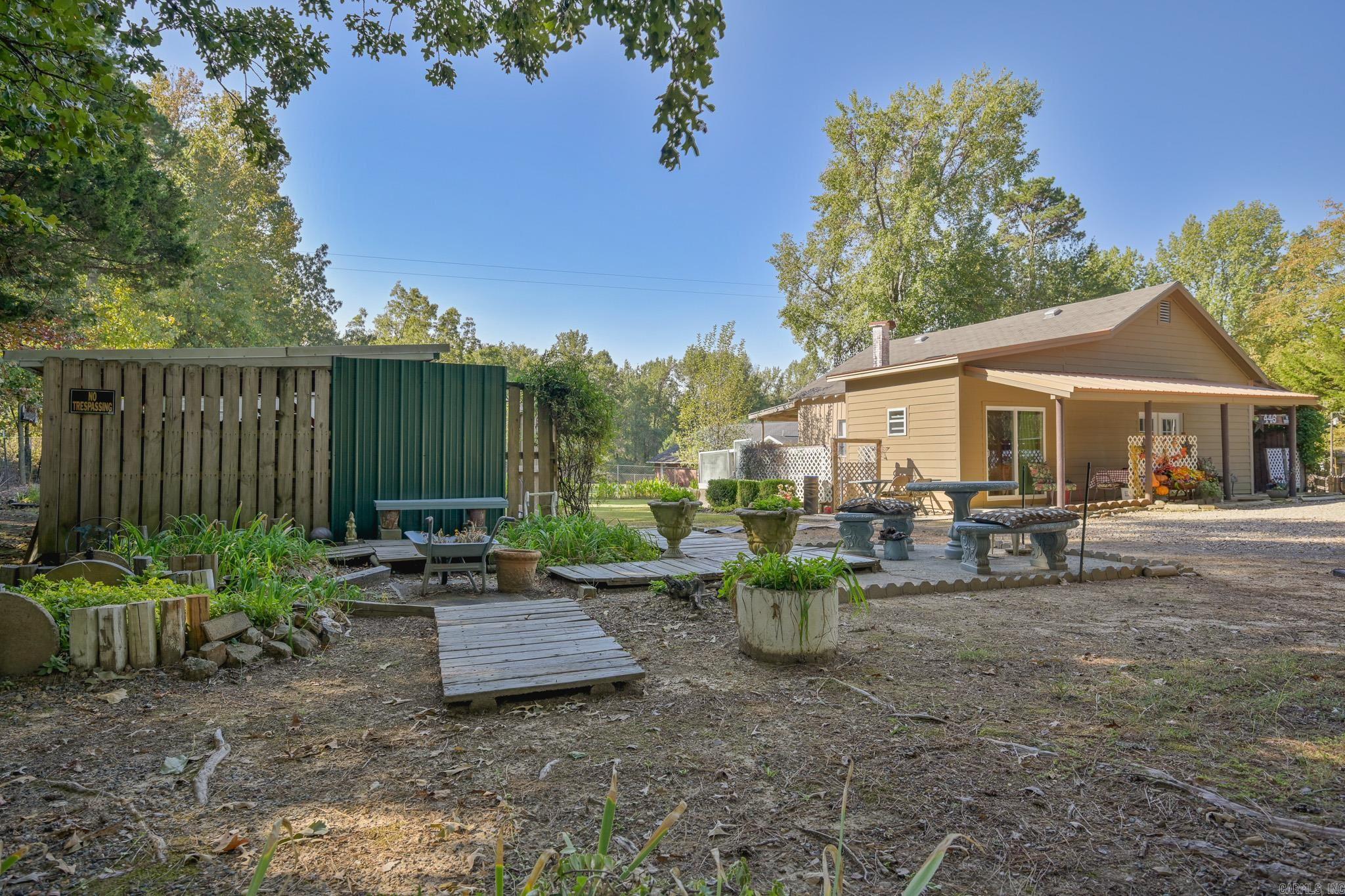 OLD COVE - Residential