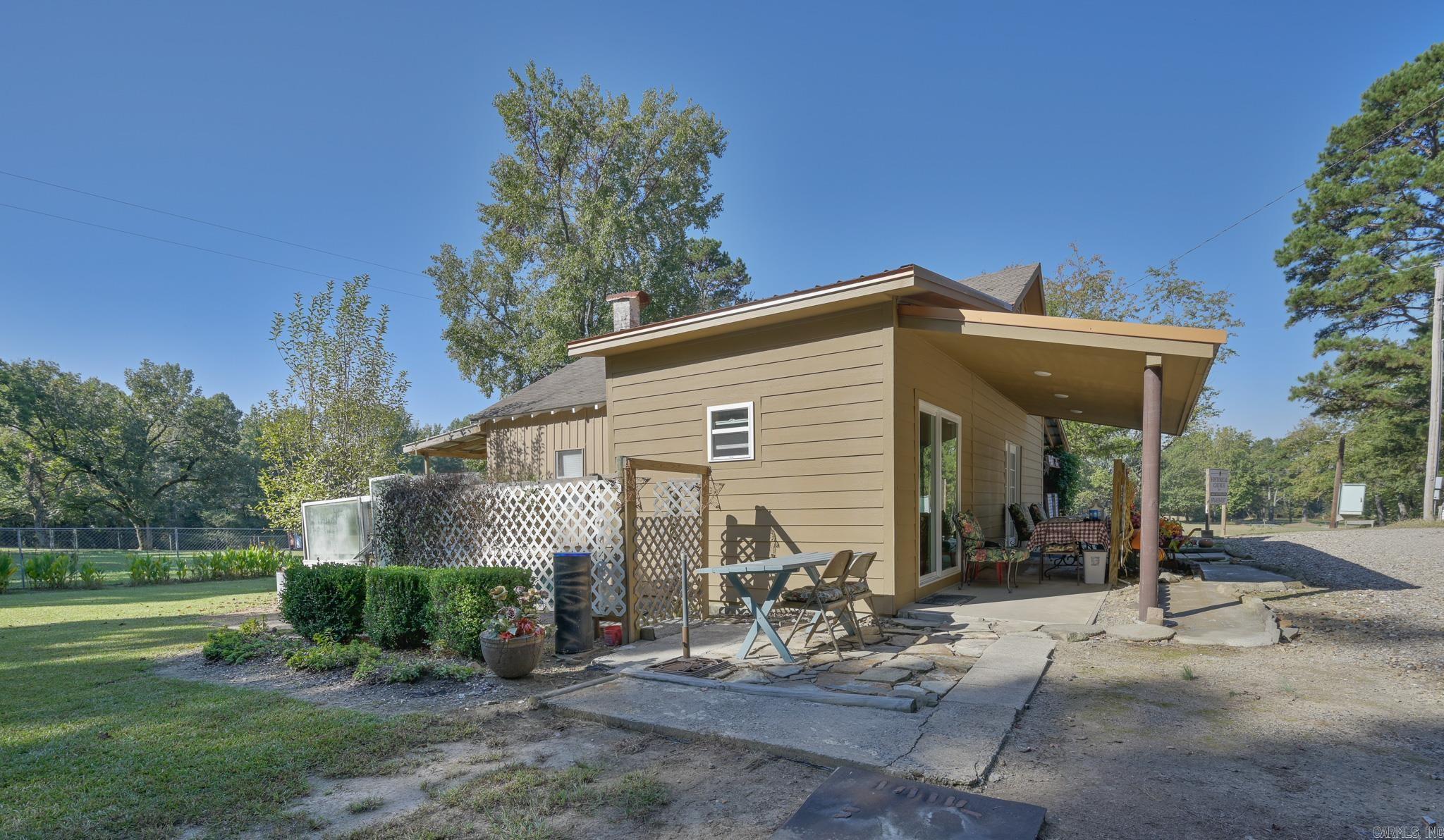 OLD COVE - Residential