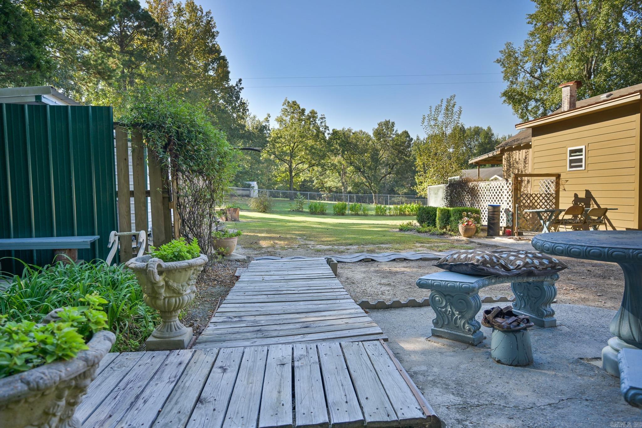 OLD COVE - Residential