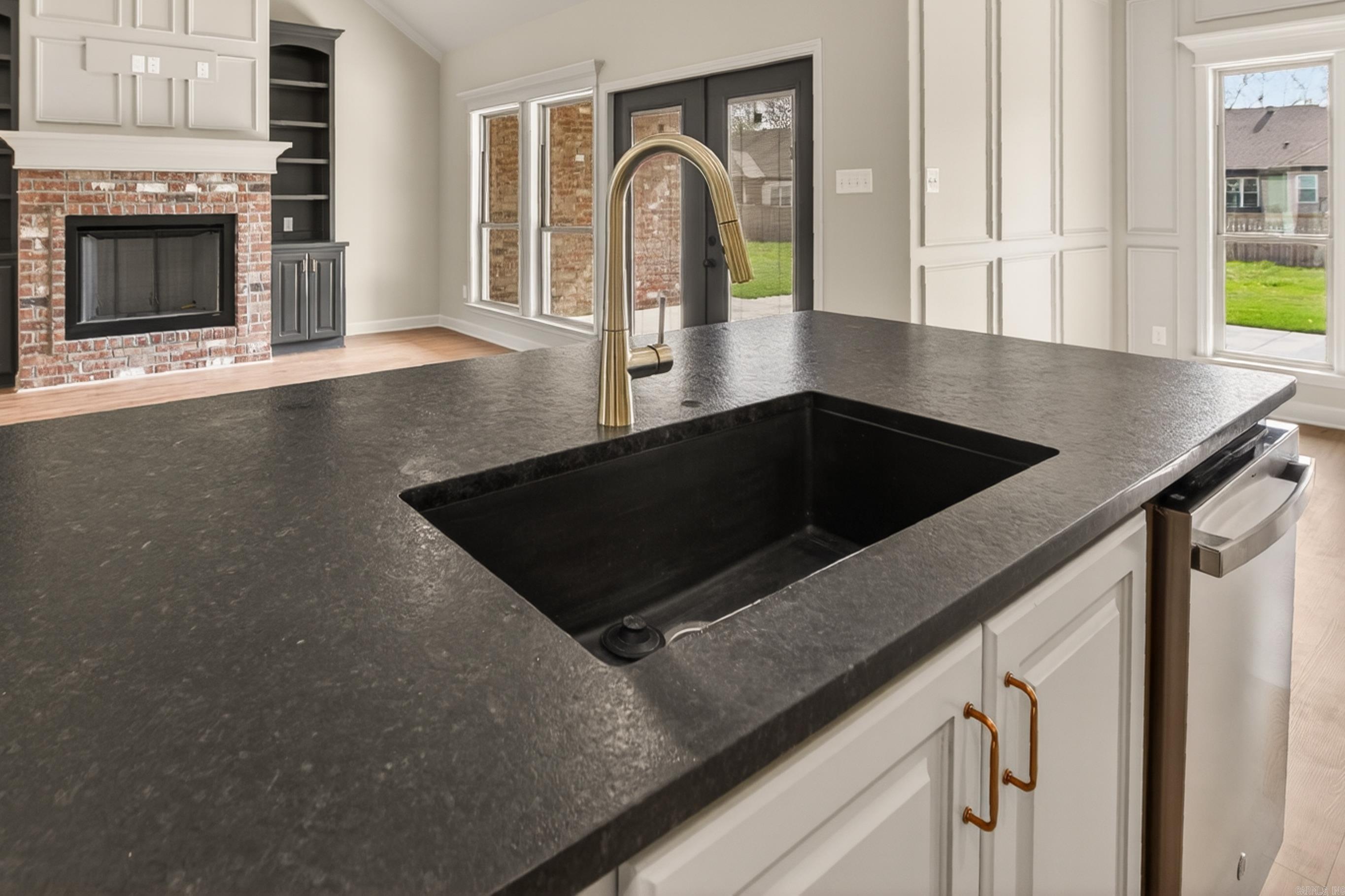 MOUNT TABOR ESTATES - Residential