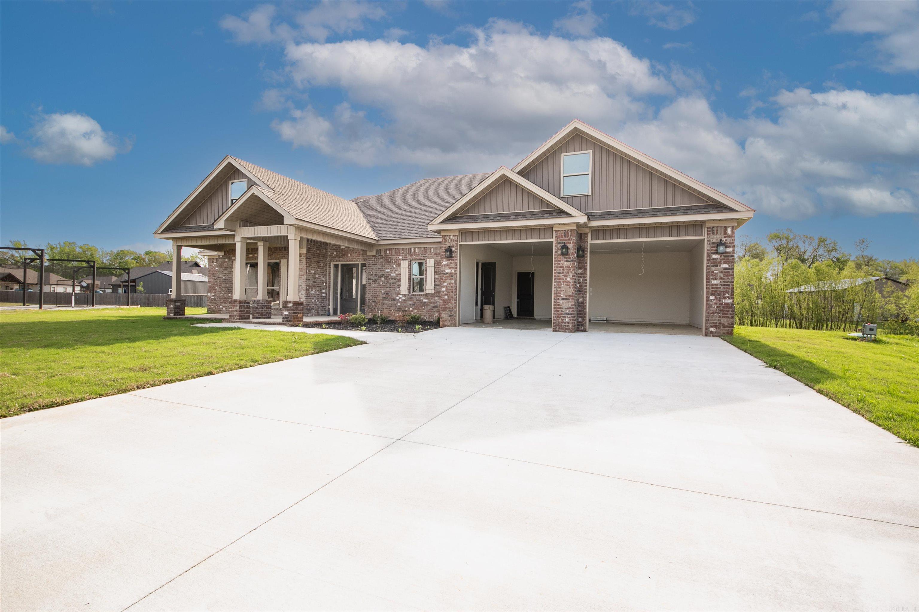 MOUNT TABOR ESTATES - Residential