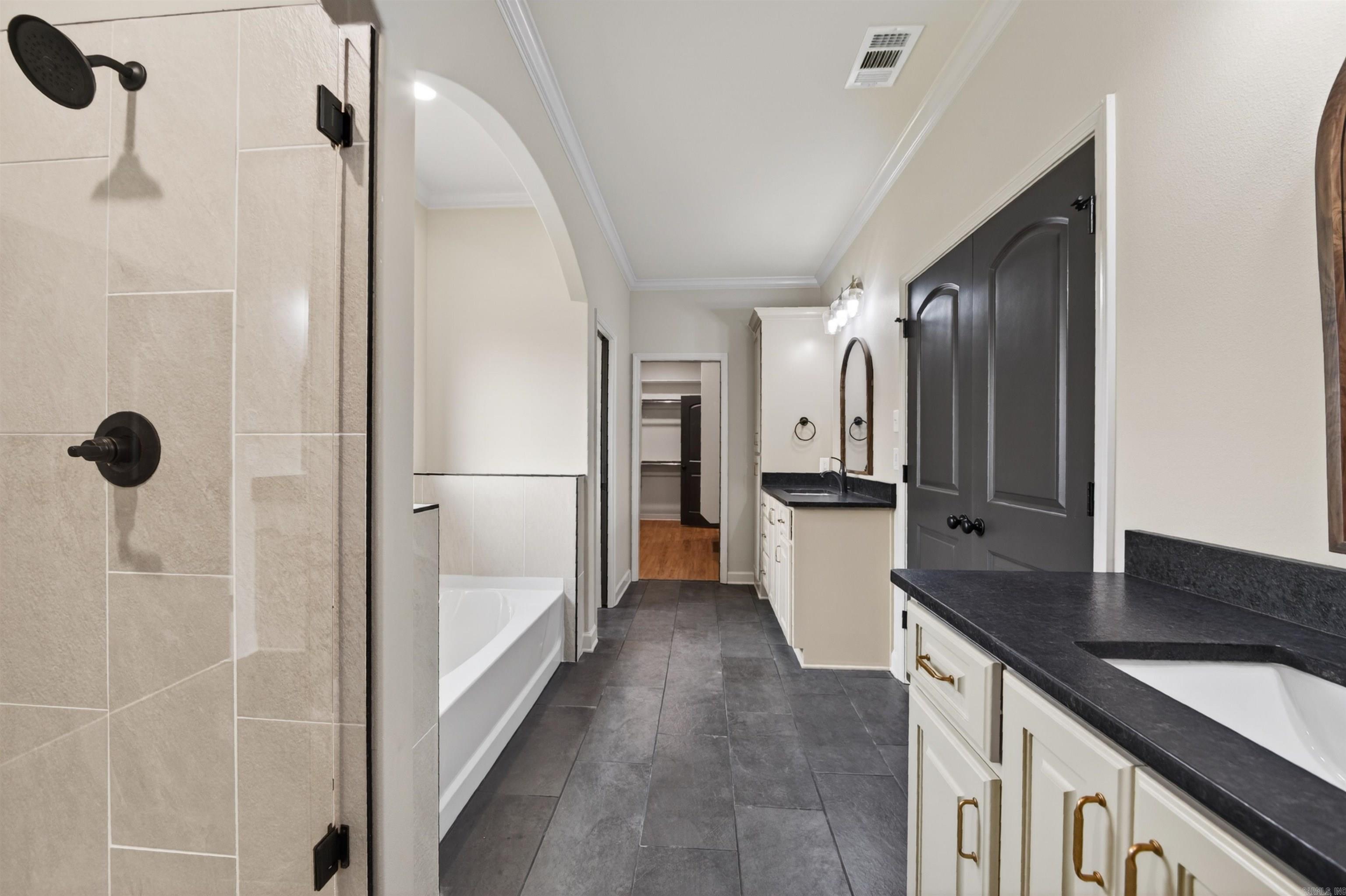 MOUNT TABOR ESTATES - Residential