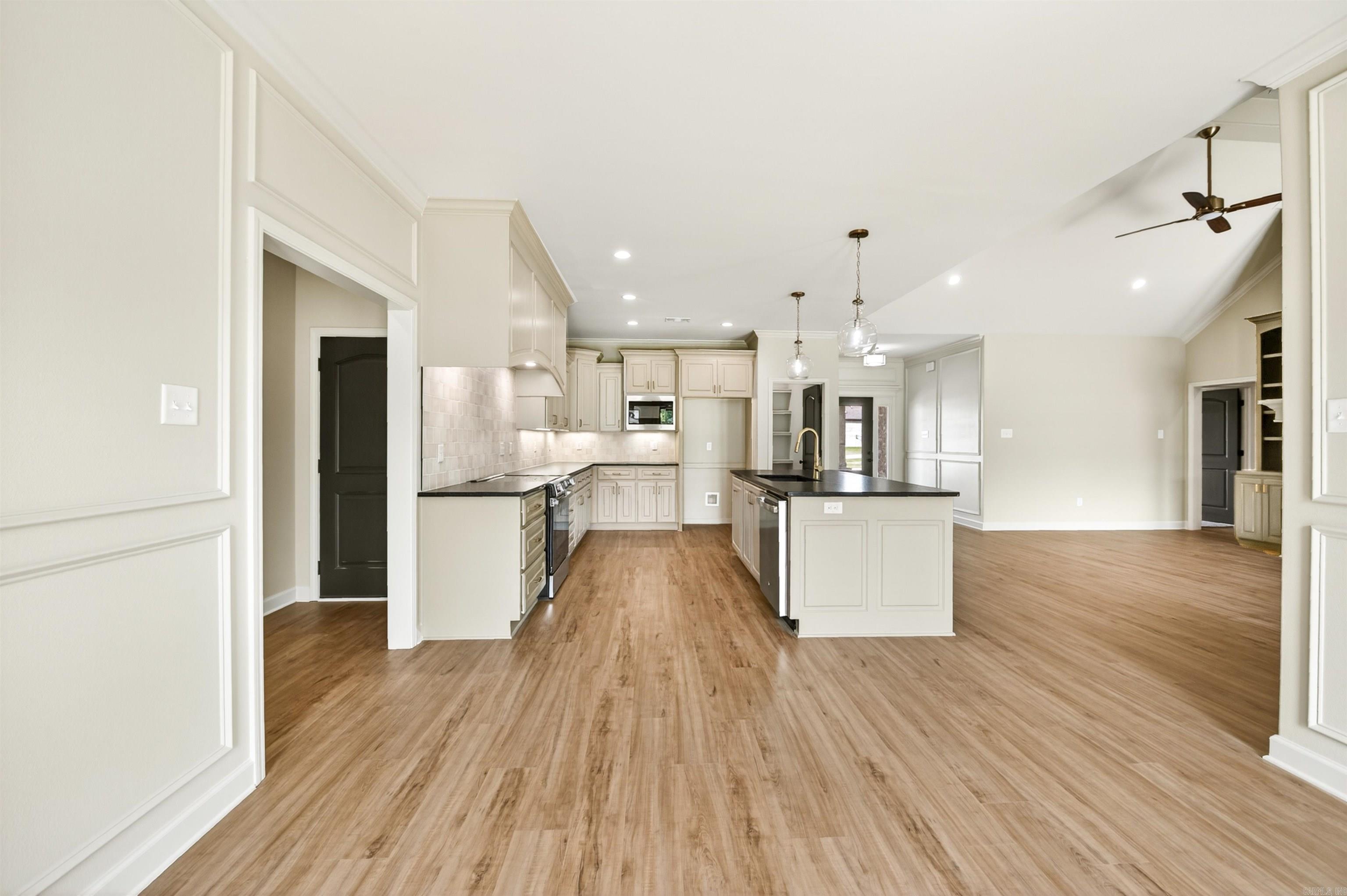 MOUNT TABOR ESTATES - Residential