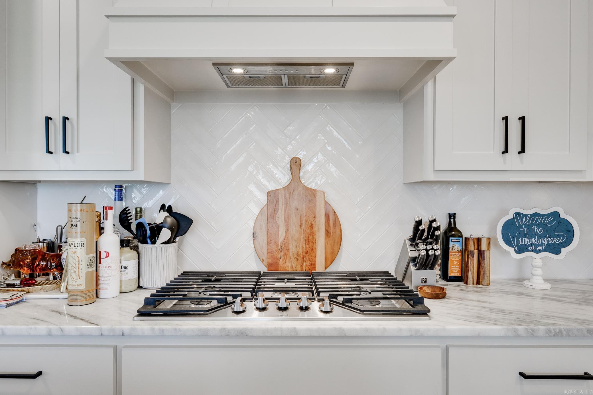 ROBYNMAR - Residential