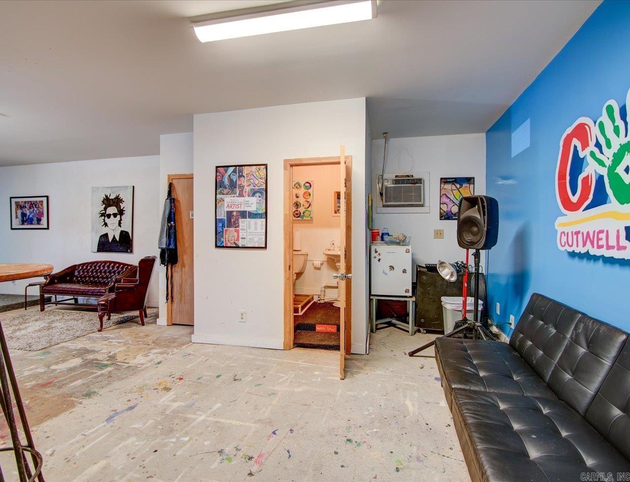 HSR BLK - Residential