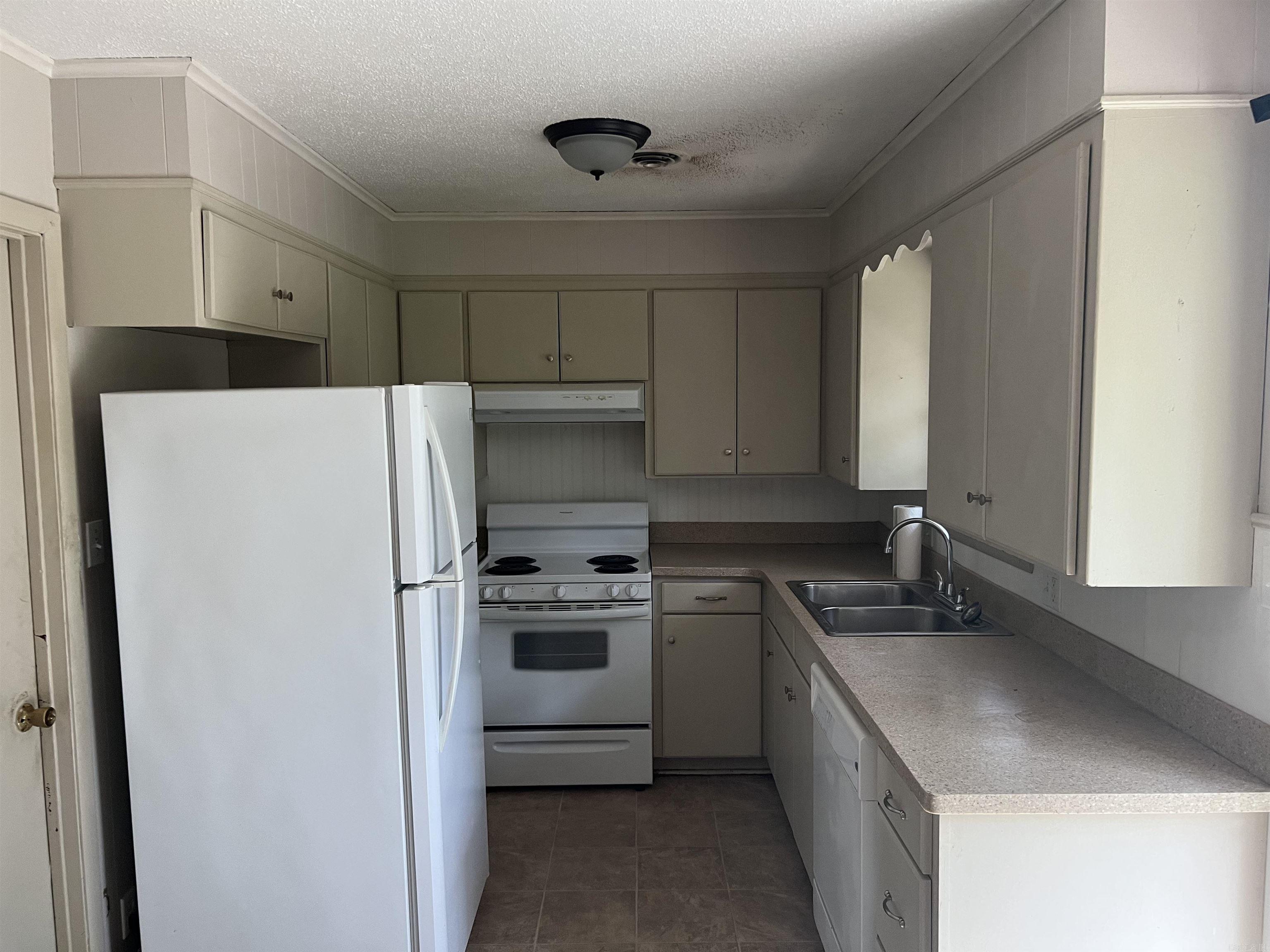 HILLS ADDN - Residential