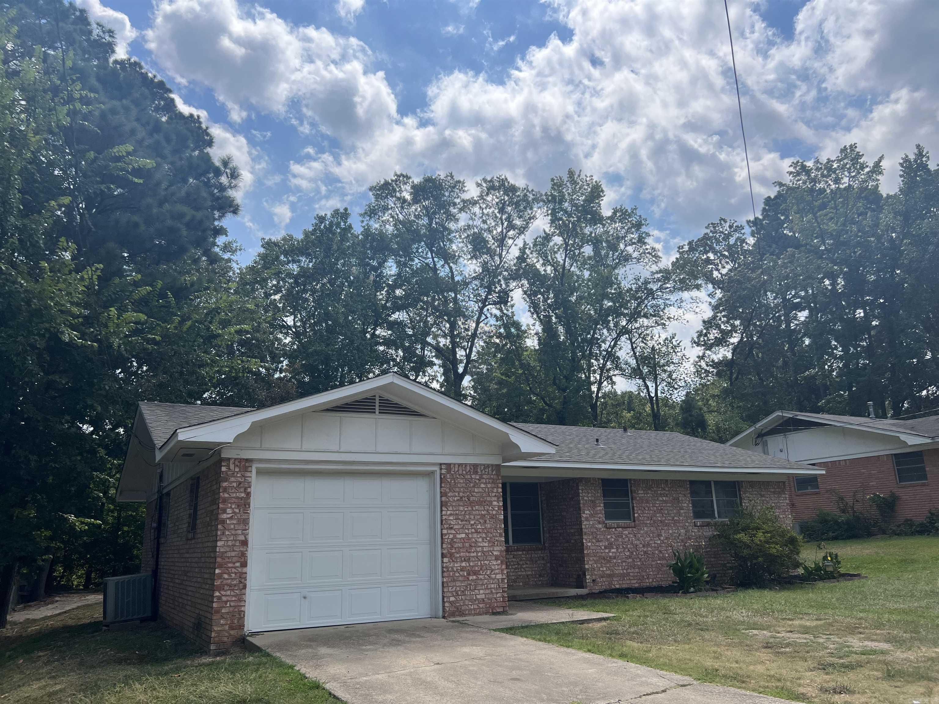 HILLS ADDN - Residential