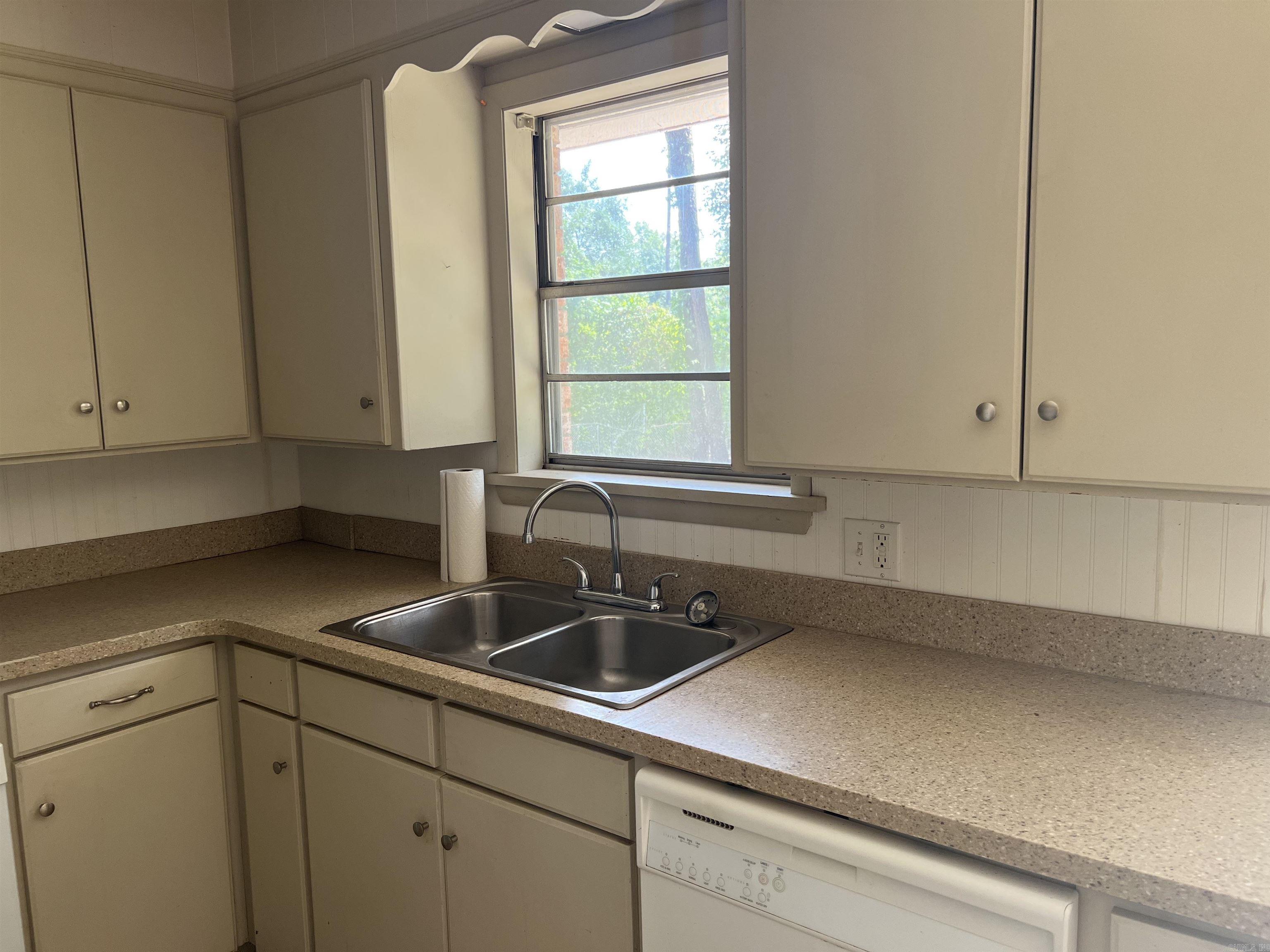 HILLS ADDN - Residential