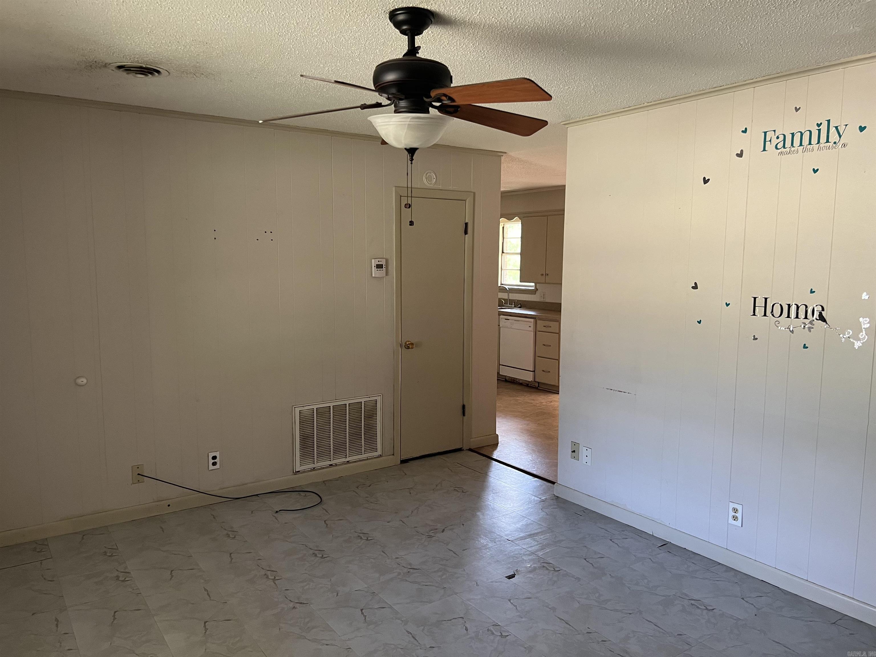 HILLS ADDN - Residential