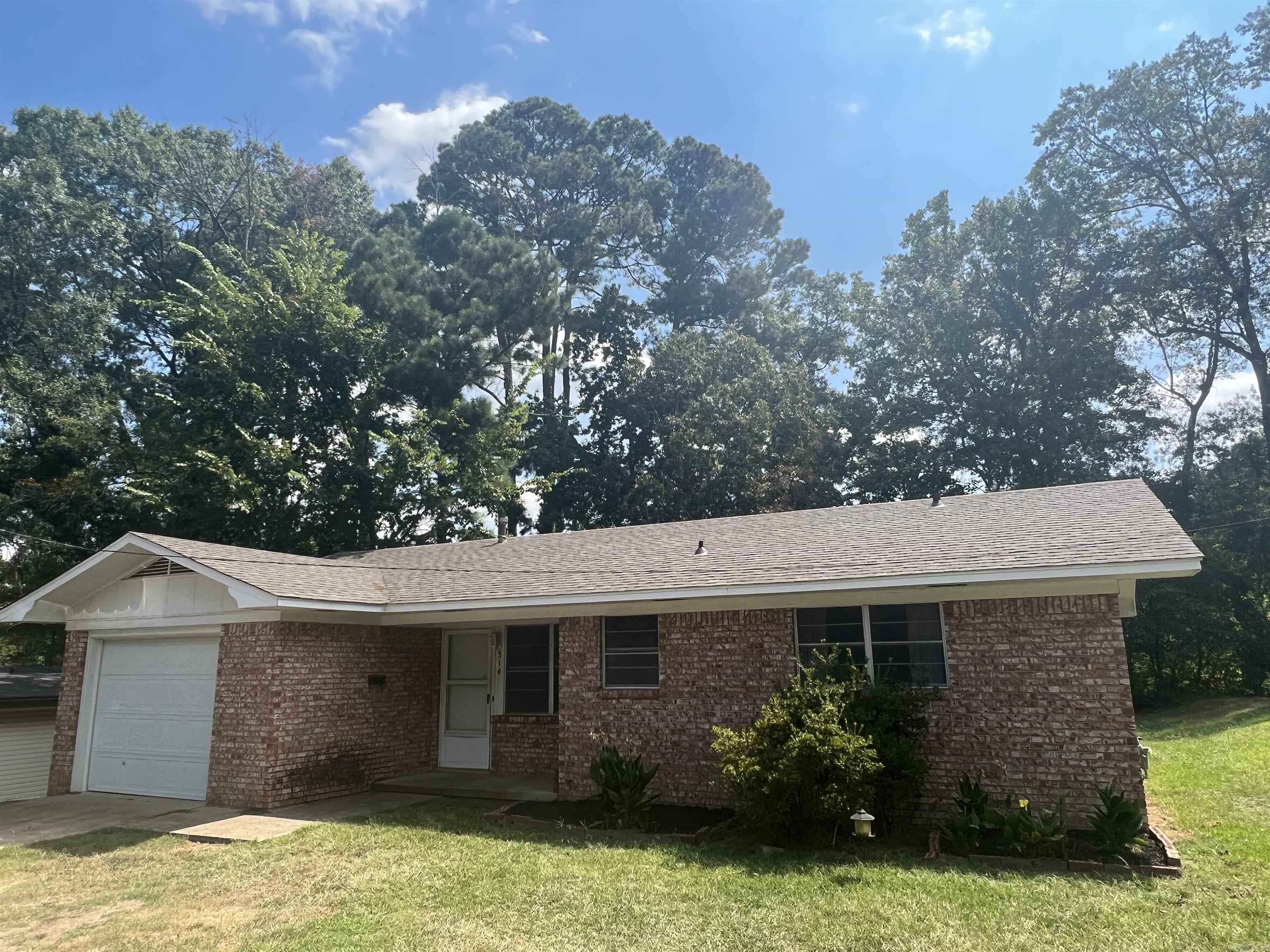 HILLS ADDN - Residential