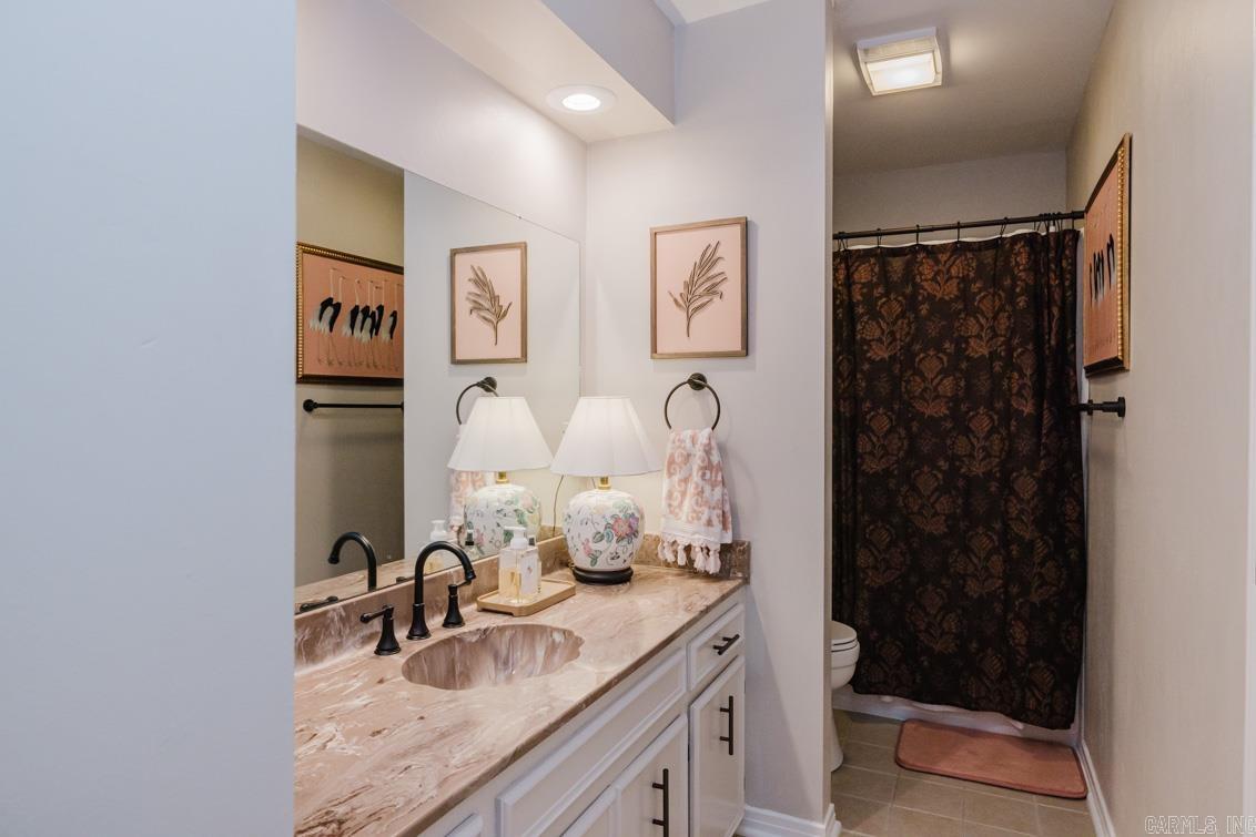 OTTER CREEK COMMUNITY - Residential