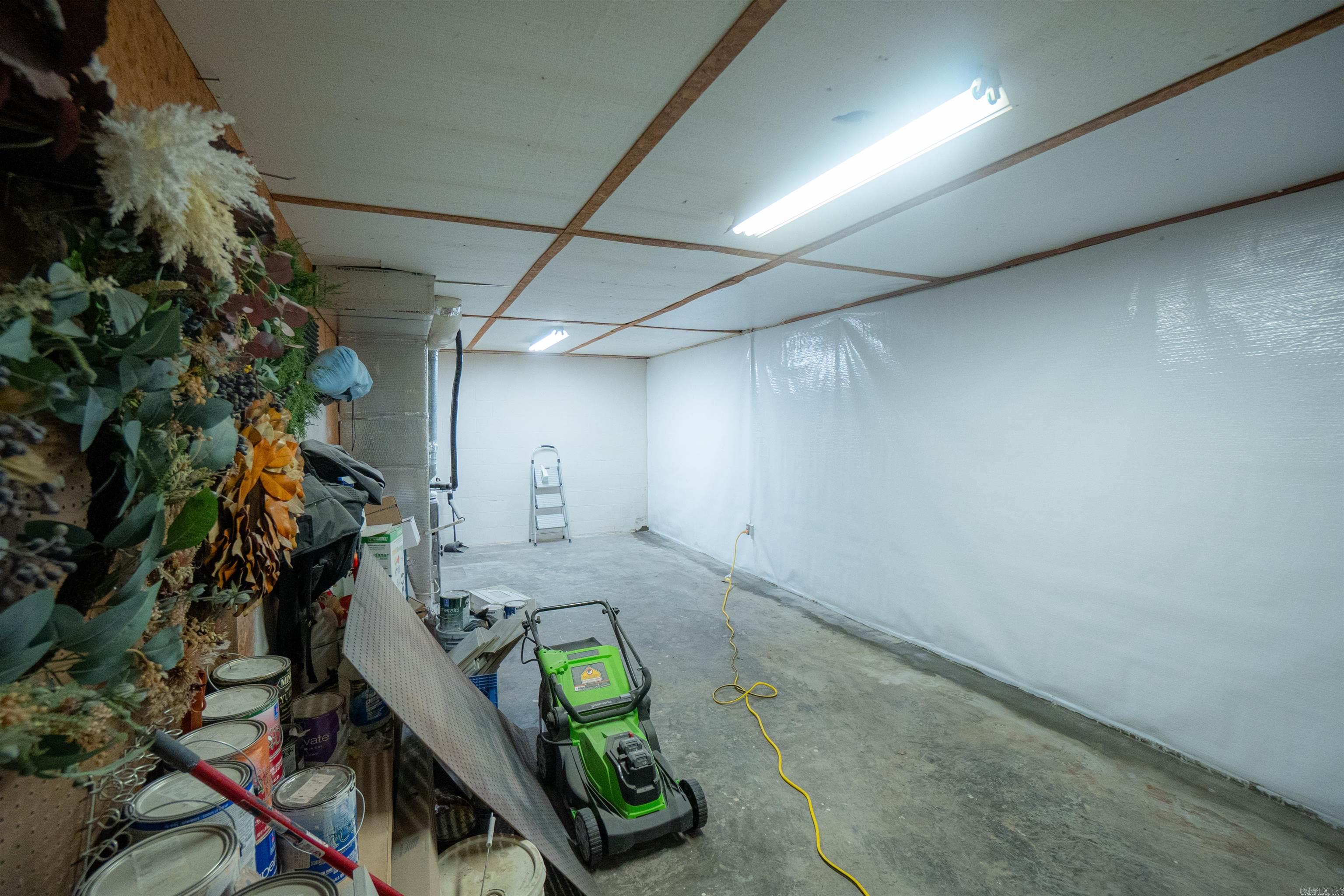 OTTER CREEK COMMUNITY - Residential