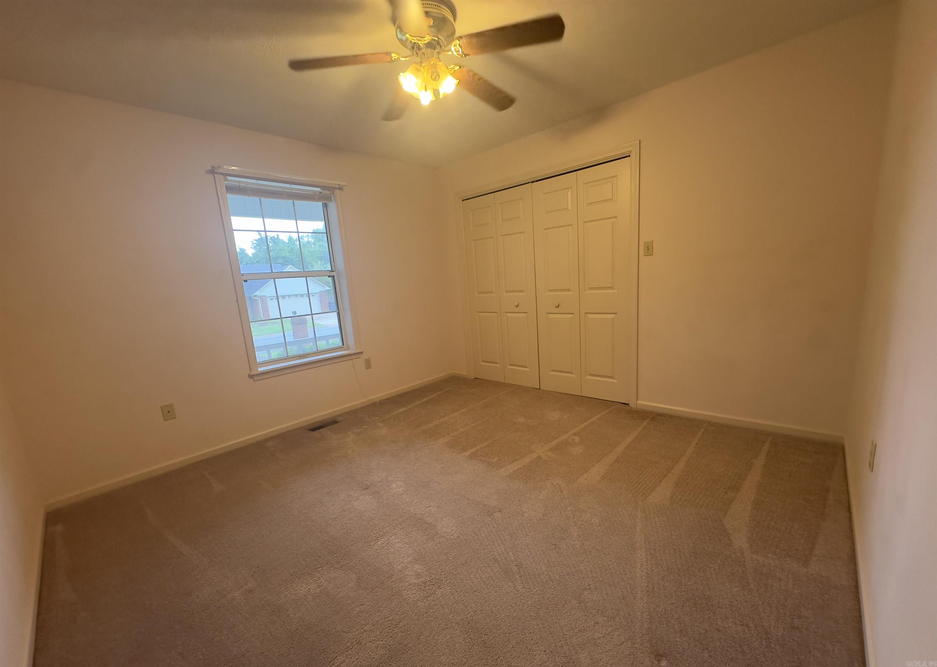 CHARLESTOWNE - Residential