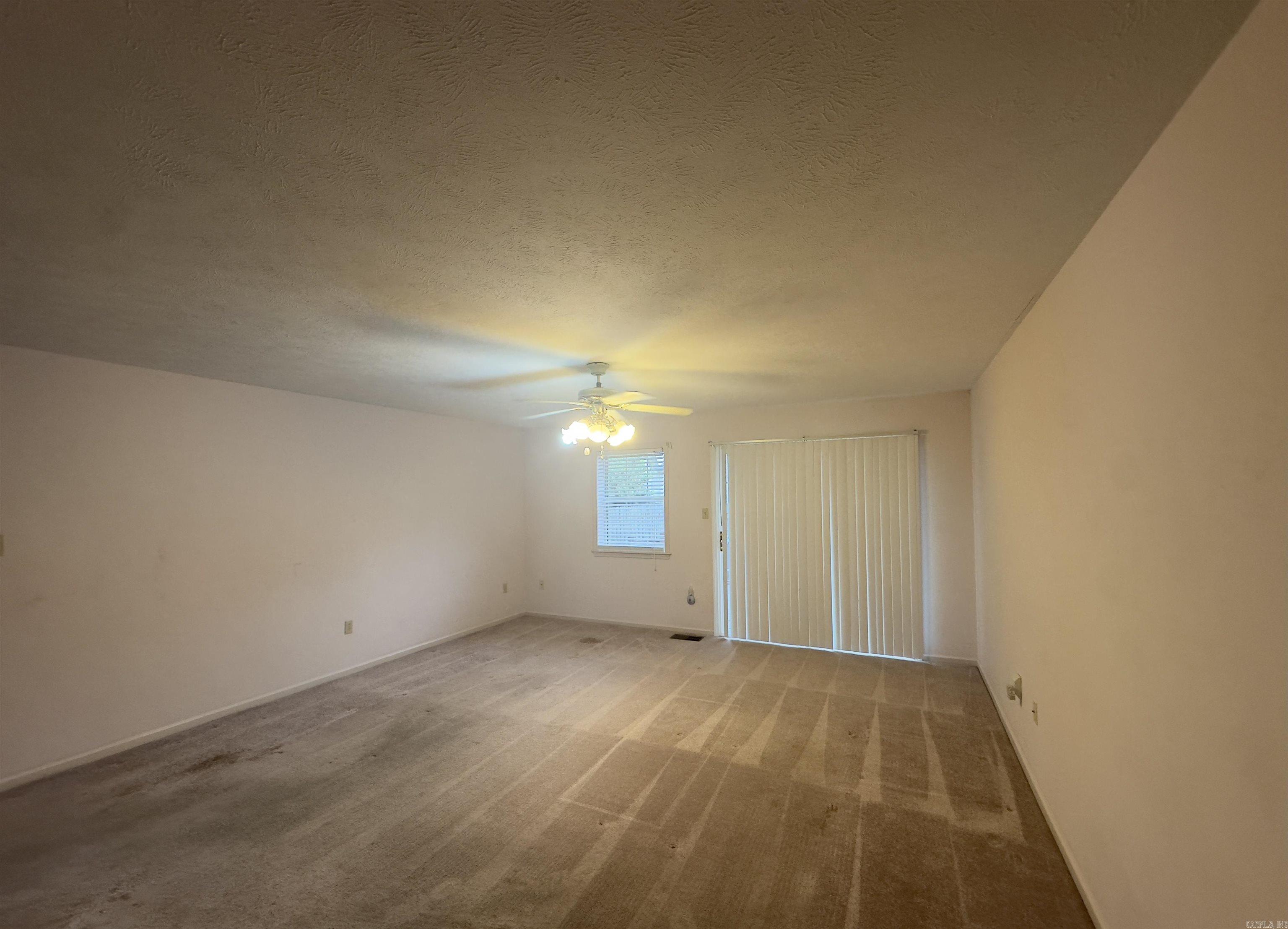 CHARLESTOWNE - Residential