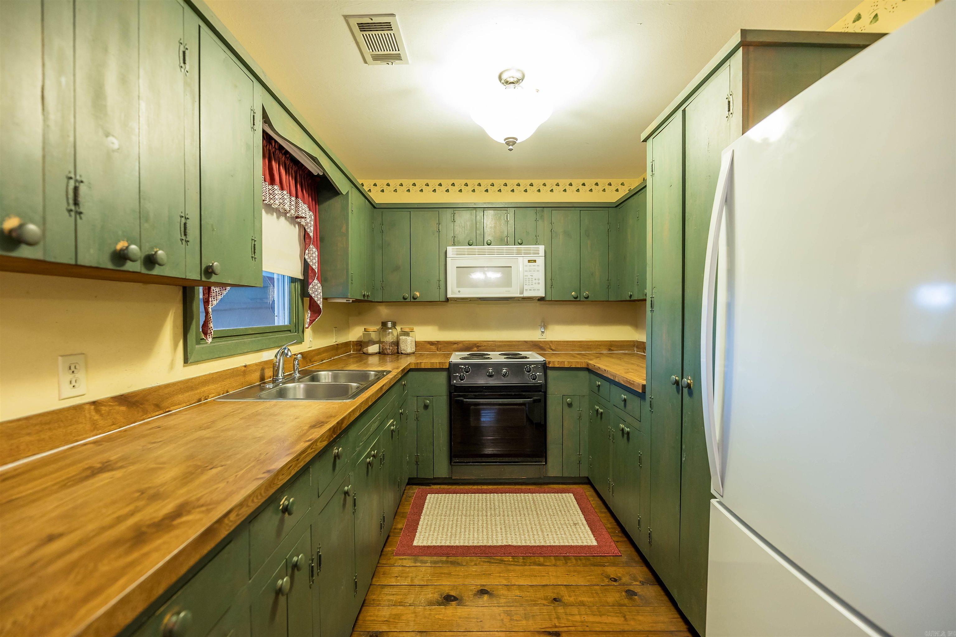 GILLESPIE,E.O. SD (WOL) - Residential