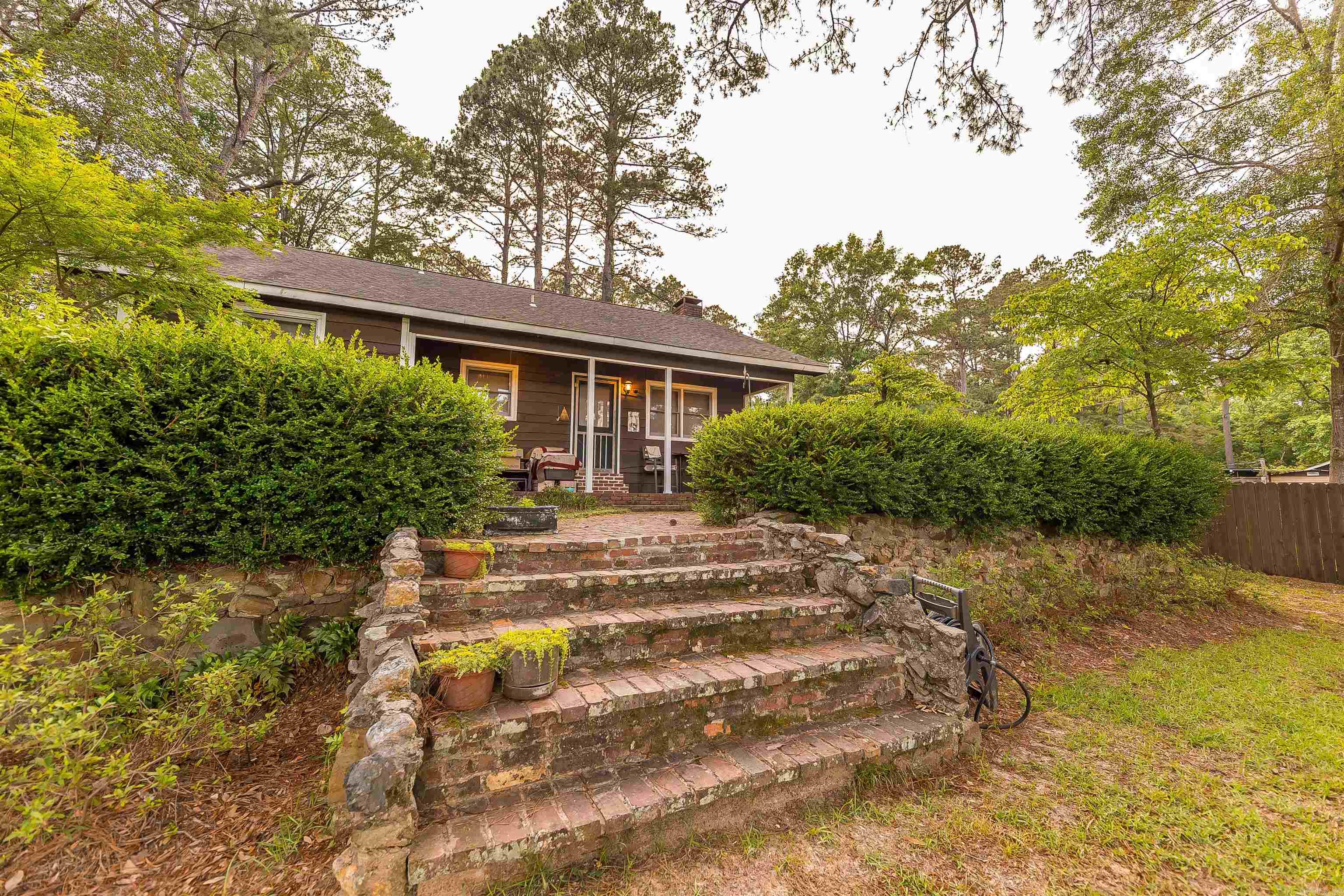 GILLESPIE,E.O. SD (WOL) - Residential