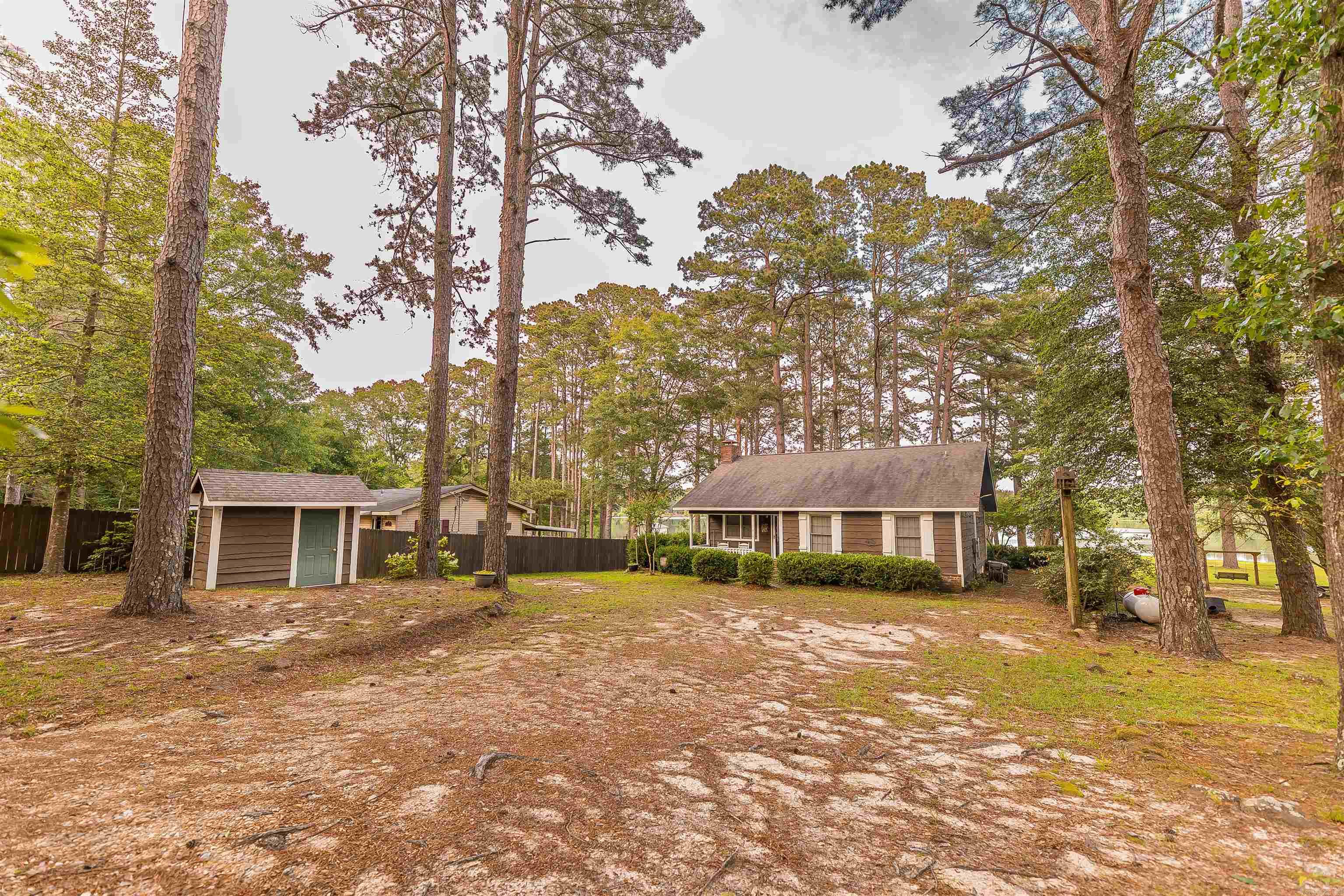 GILLESPIE,E.O. SD (WOL) - Residential