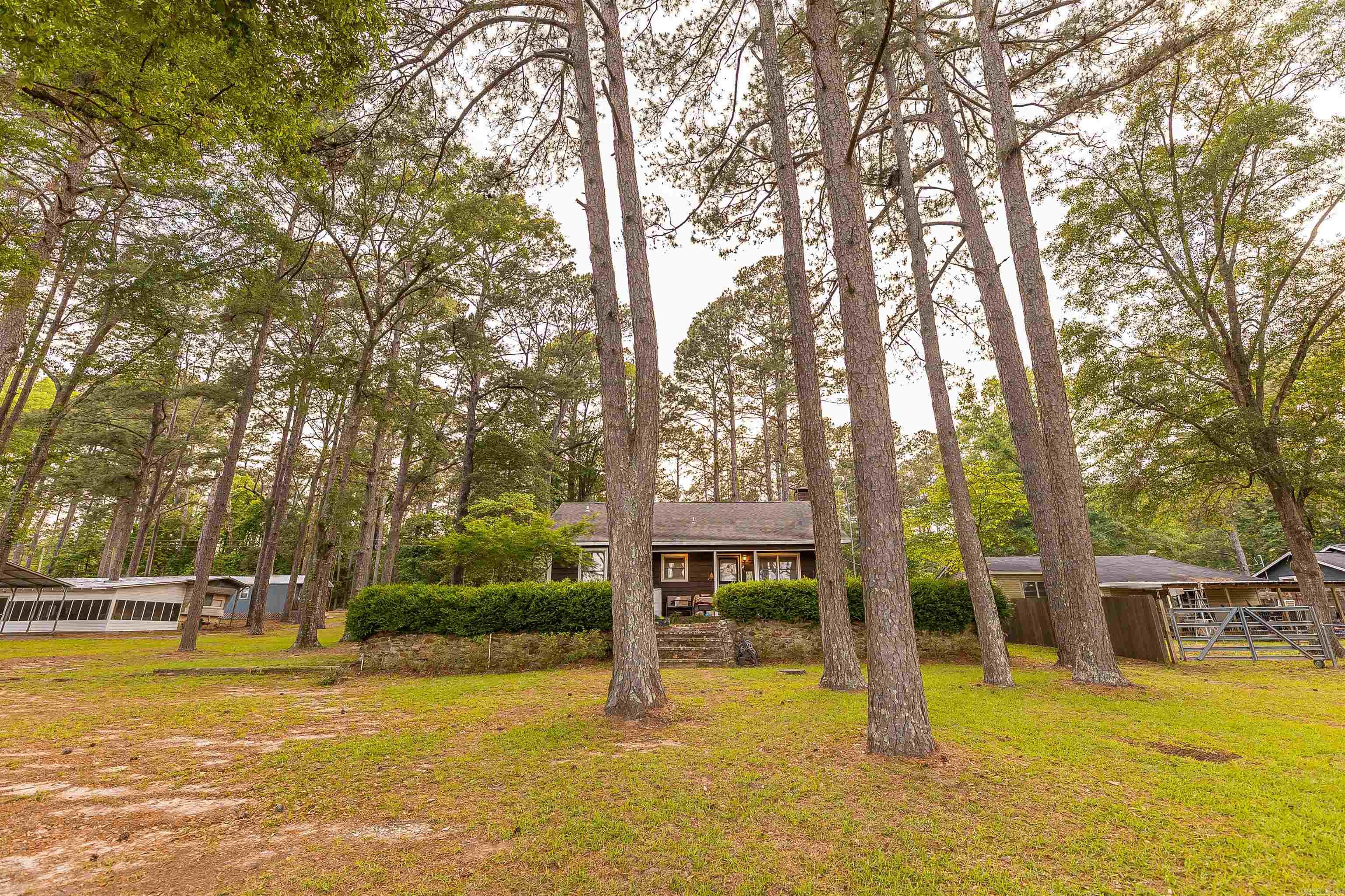 GILLESPIE,E.O. SD (WOL) - Residential